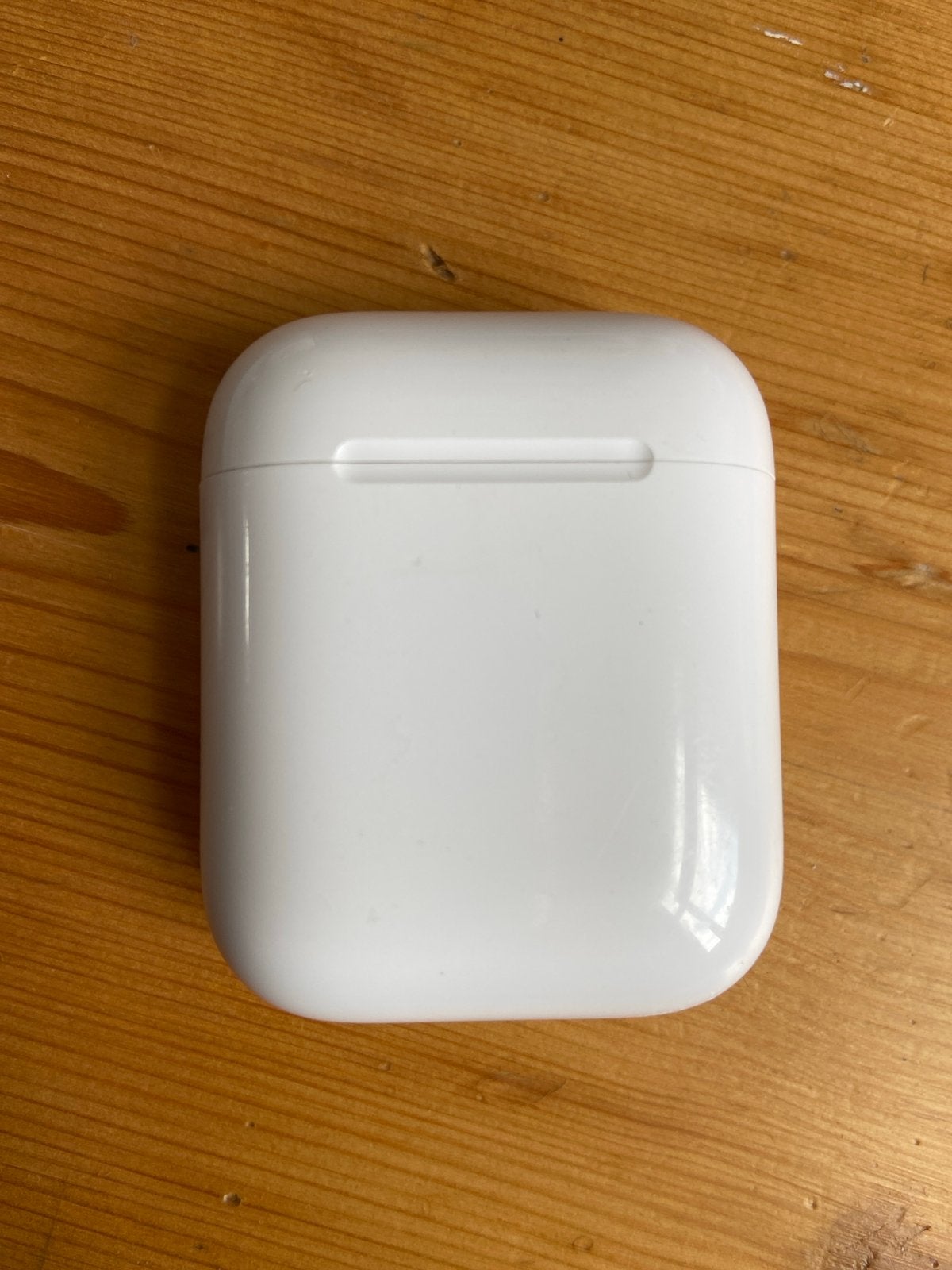 Apple AirPods Oplaadcase (Model A2031), Ophalen of Verzenden, Gebruikt, Overige merken, Draadloos