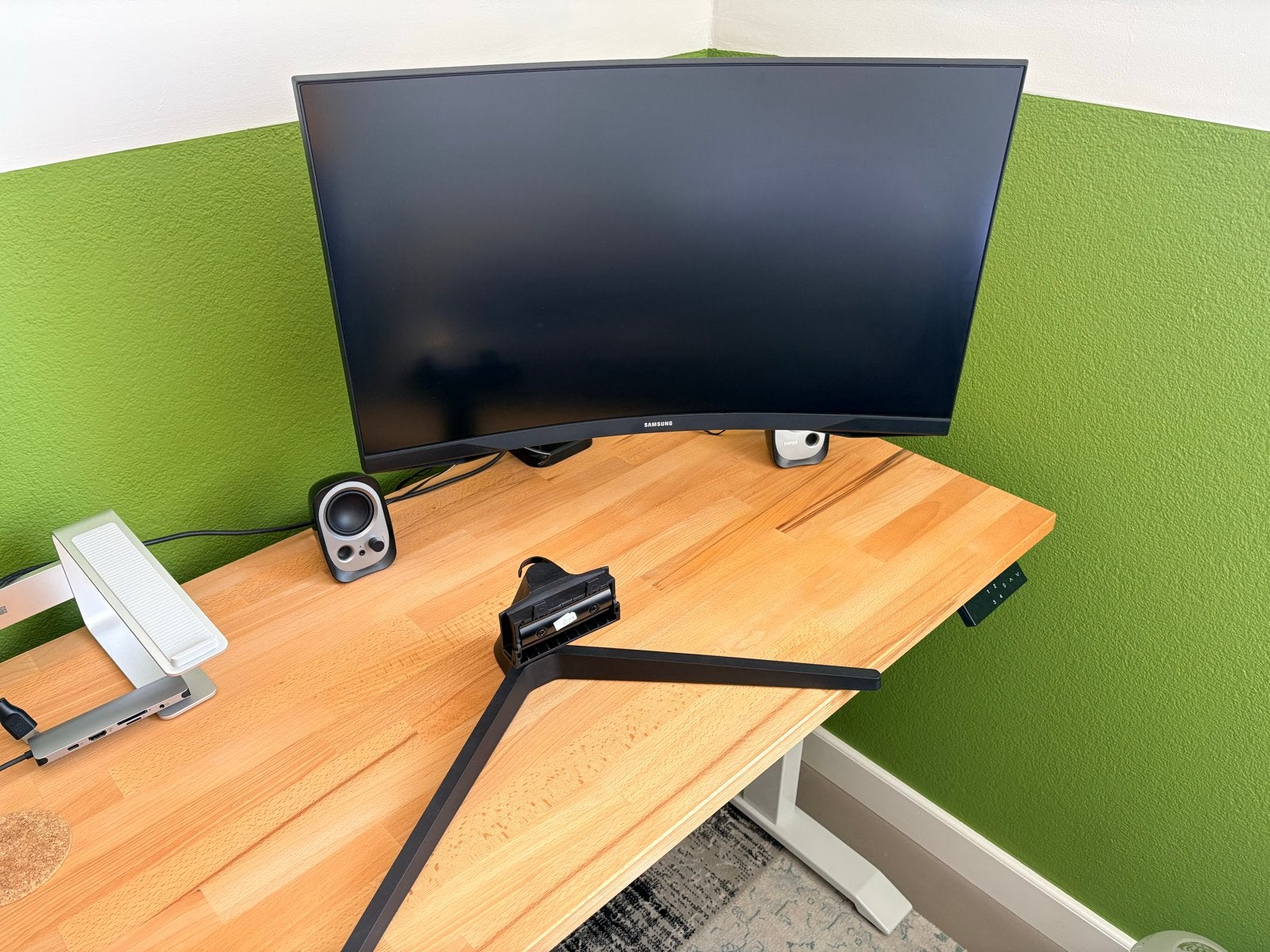 Samsung Odyssey G5 G55C 27" Curved Gaming Monitor + Extras, HDMI, Curved, VA, Zo goed als nieuw