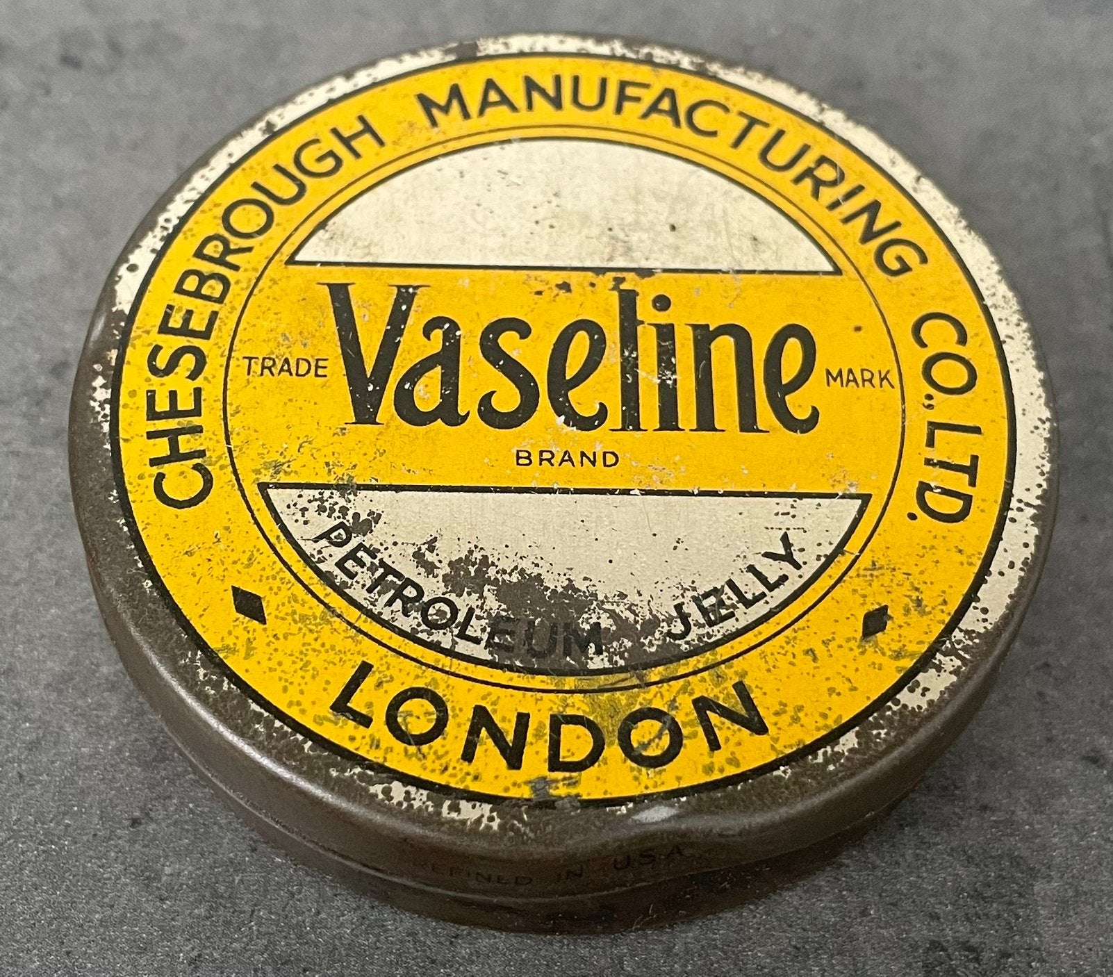 Britse vaseline blikje WO2, Ophalen of Verzenden, Engeland
