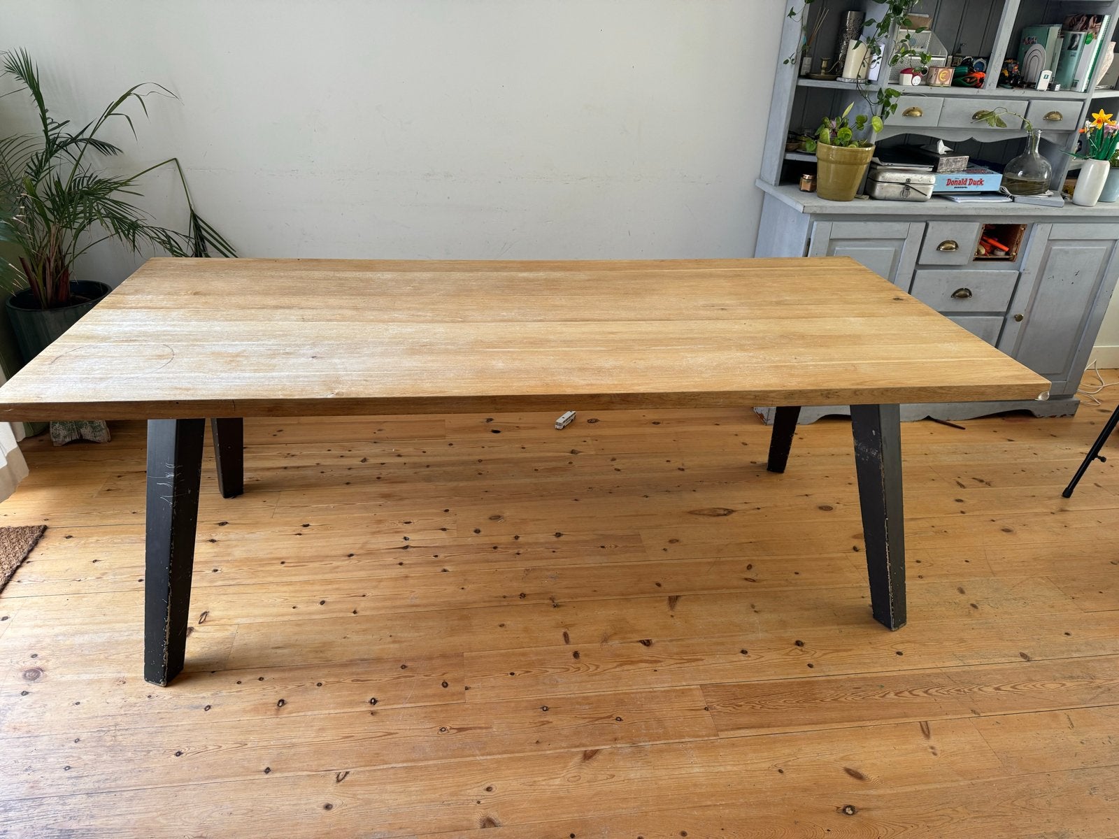 Robuuste eettafel van XOOON, Huis en Inrichting, Tafels | Eettafels, Ophalen, Gebruikt, 50 tot 100 cm, 150 tot 200 cm