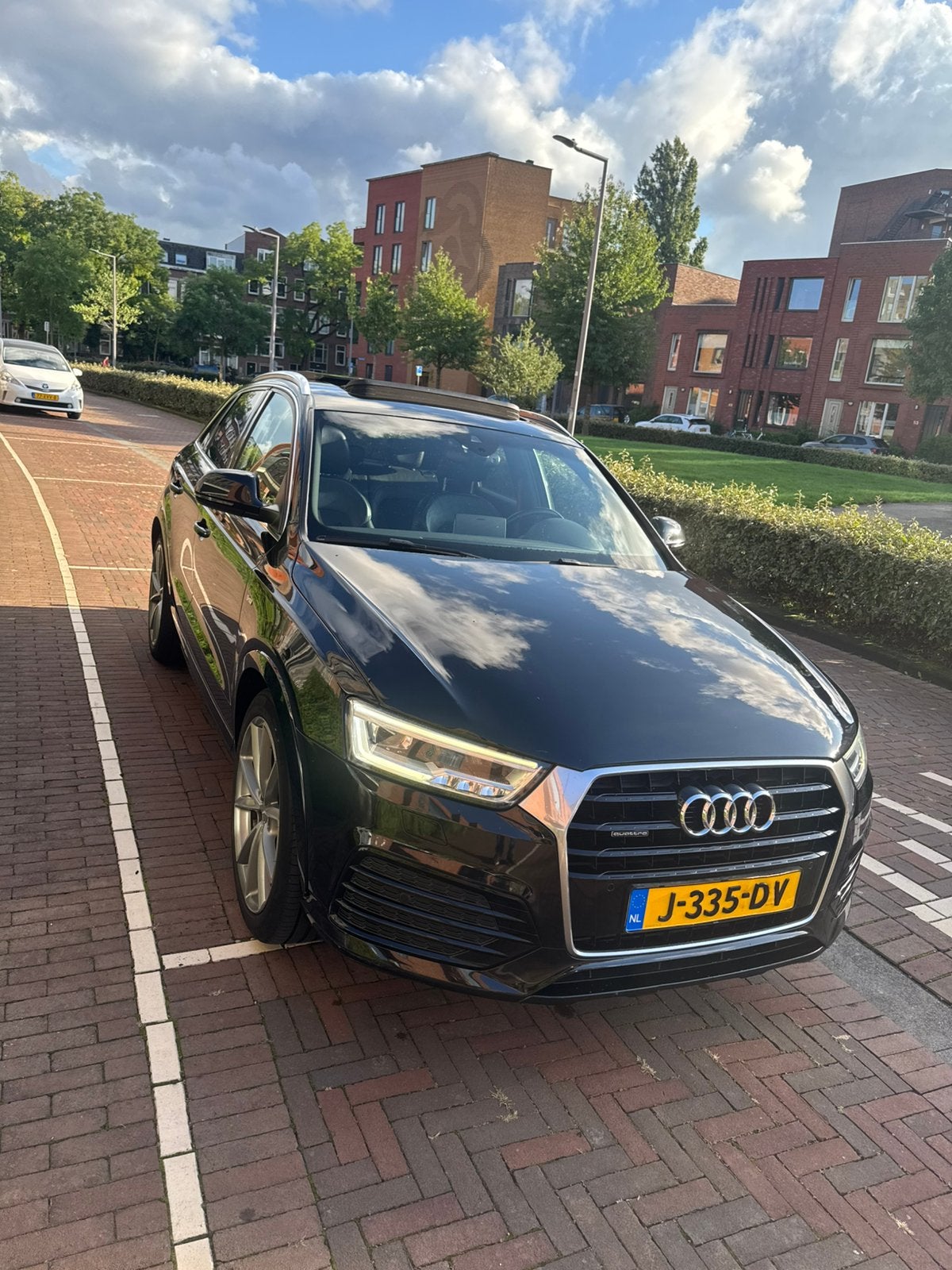 Audi Q3 2.0TFSI 162KW 220PK Quattro S-tron 2015 Zwart, Auto's, Automaat, 4 cilinders, Zwart, 14 km/l