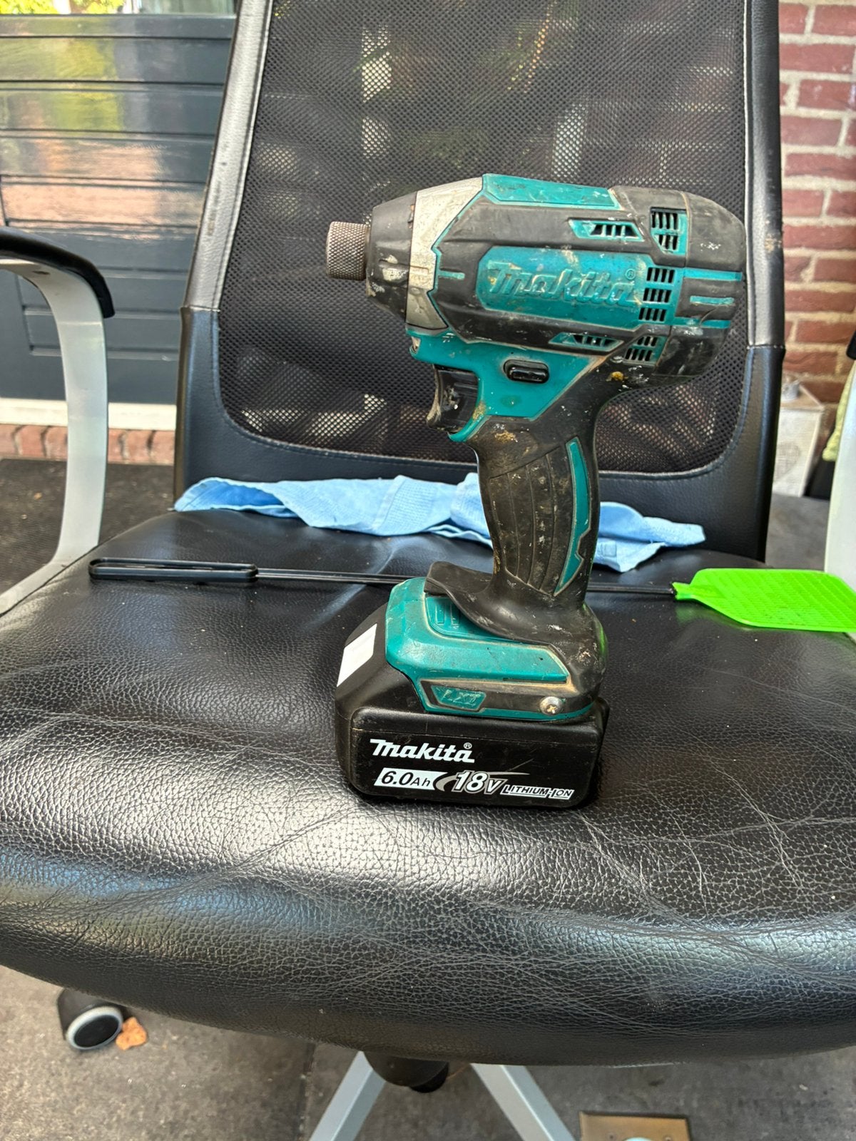 Tk defecte slag boormachine 18 v  (onderdelen), Ophalen, Zo goed als nieuw, Boormachine