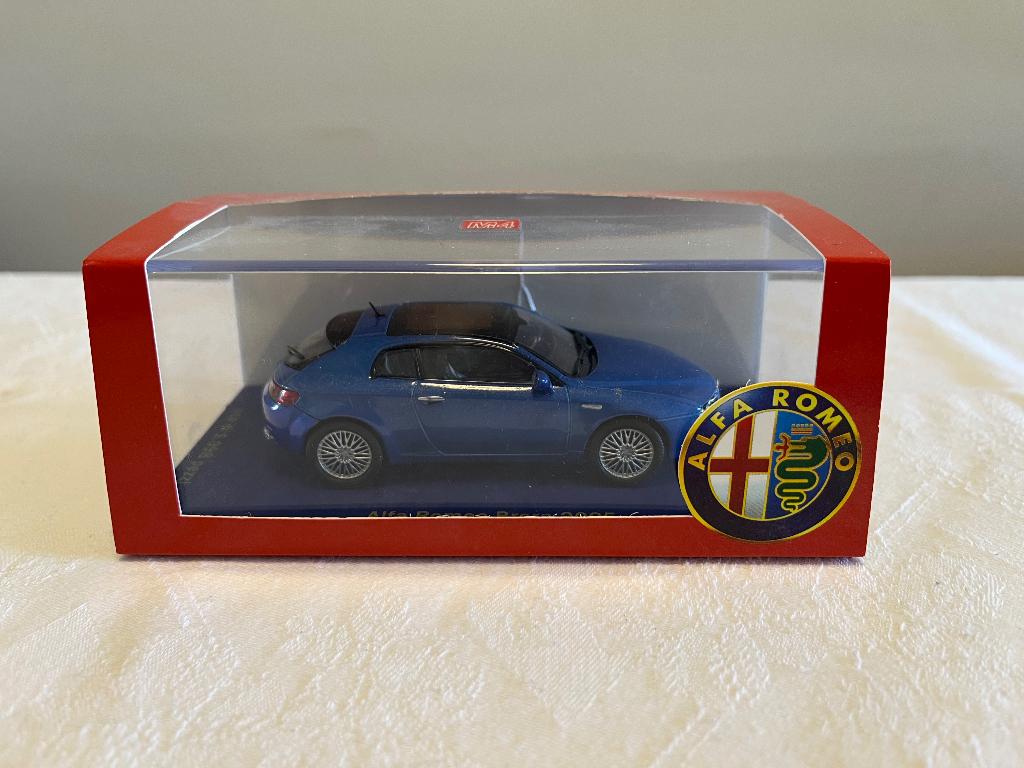 M4 Alfa Romeo Brera blauw 1:43, Hobby en Vrije tijd, Modelauto's | 1:43, Ophalen, Zo goed als nieuw, Auto, Overige merken