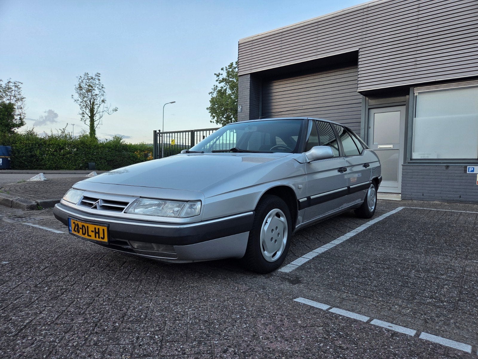 Citroën XM 2.0I 16V 99KW 1999 Grijs, Auto's, Citroën, Voorwielaandrijving, 1998 cc, 4 cilinders, 132 pk