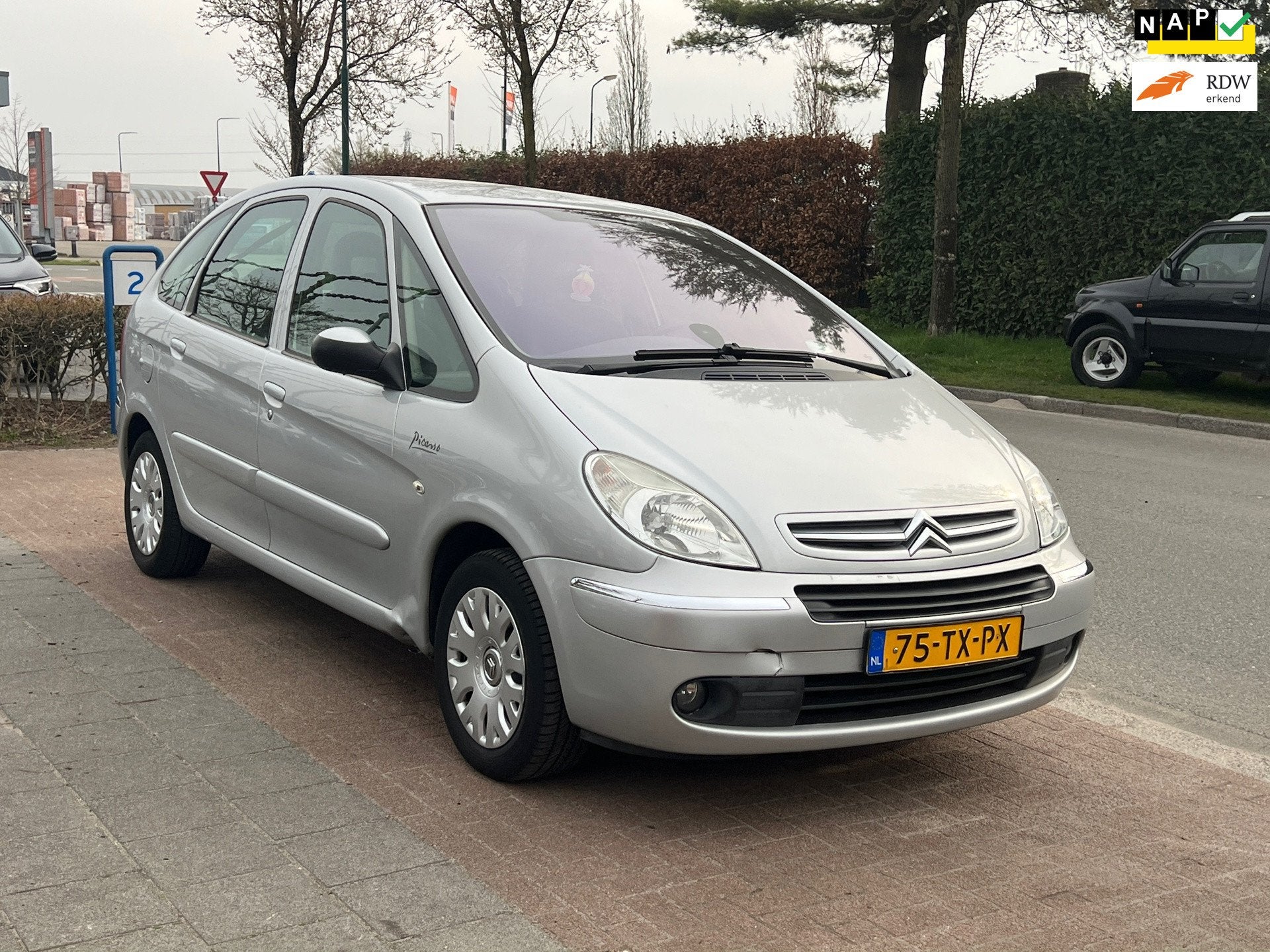 Citroen Xsara Picasso 1.6 *, Voorwielaandrijving, 4 cilinders, Handgeschakeld, 1587 cc