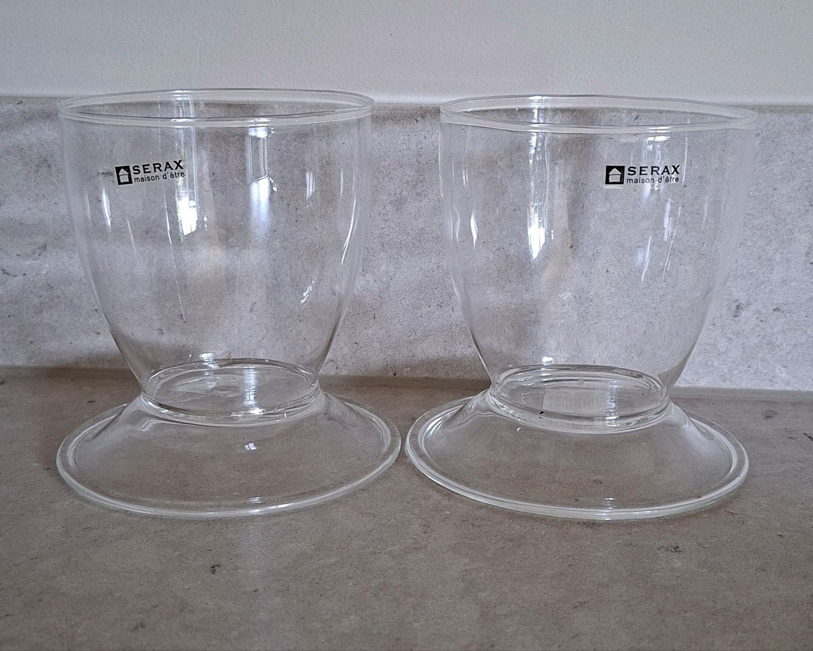 Serax design drinkglazen (set van 2) – Tulpvorm met voet, Ophalen of Verzenden, Zo goed als nieuw, Waterglas