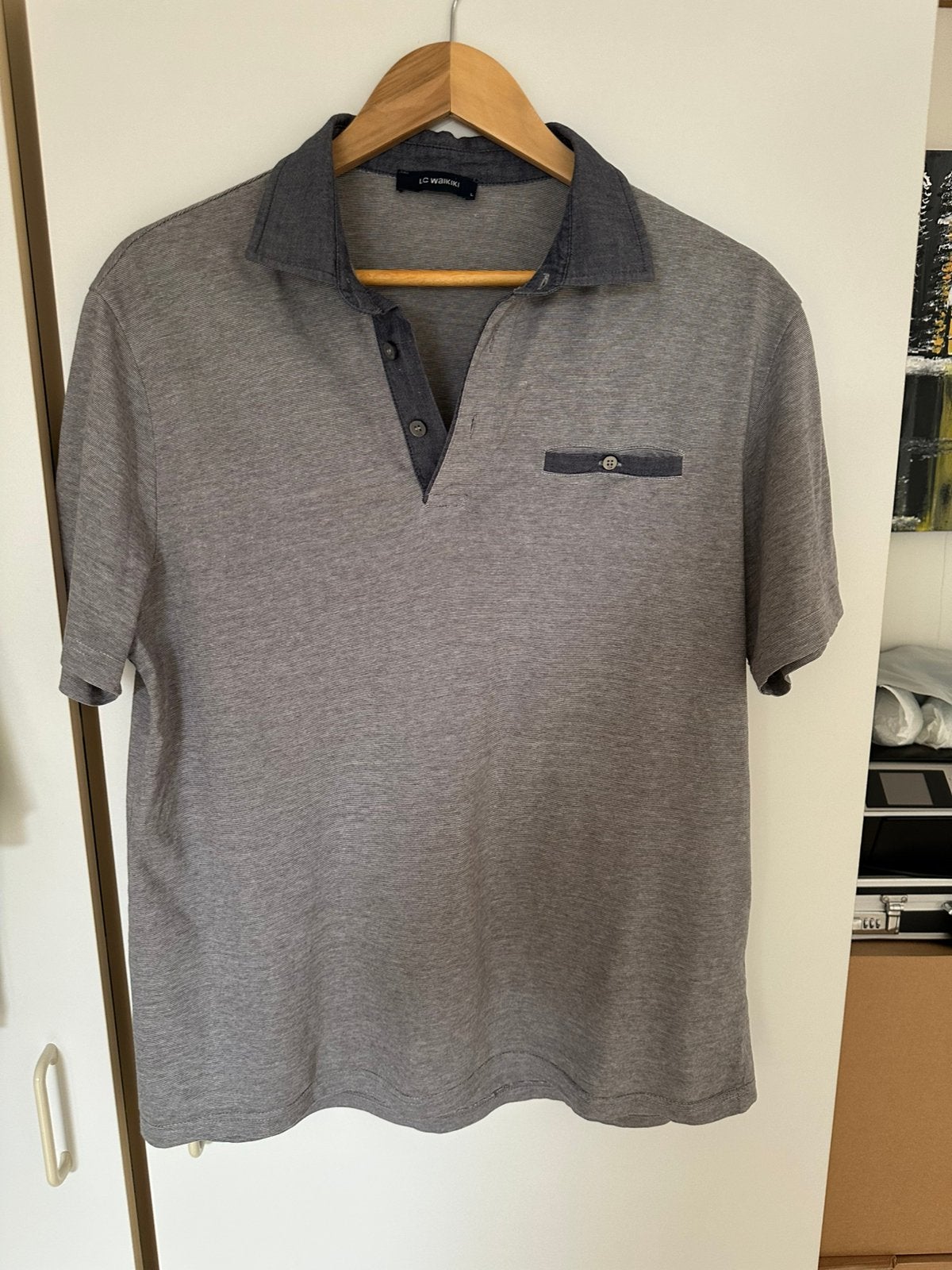 LC Waikiki Polo Shirt Maat L - Grijs met Donkerblauwe Kraag, Kleding | Heren, Ophalen of Verzenden, Gedragen, Maat 52/54 (L), Grijs