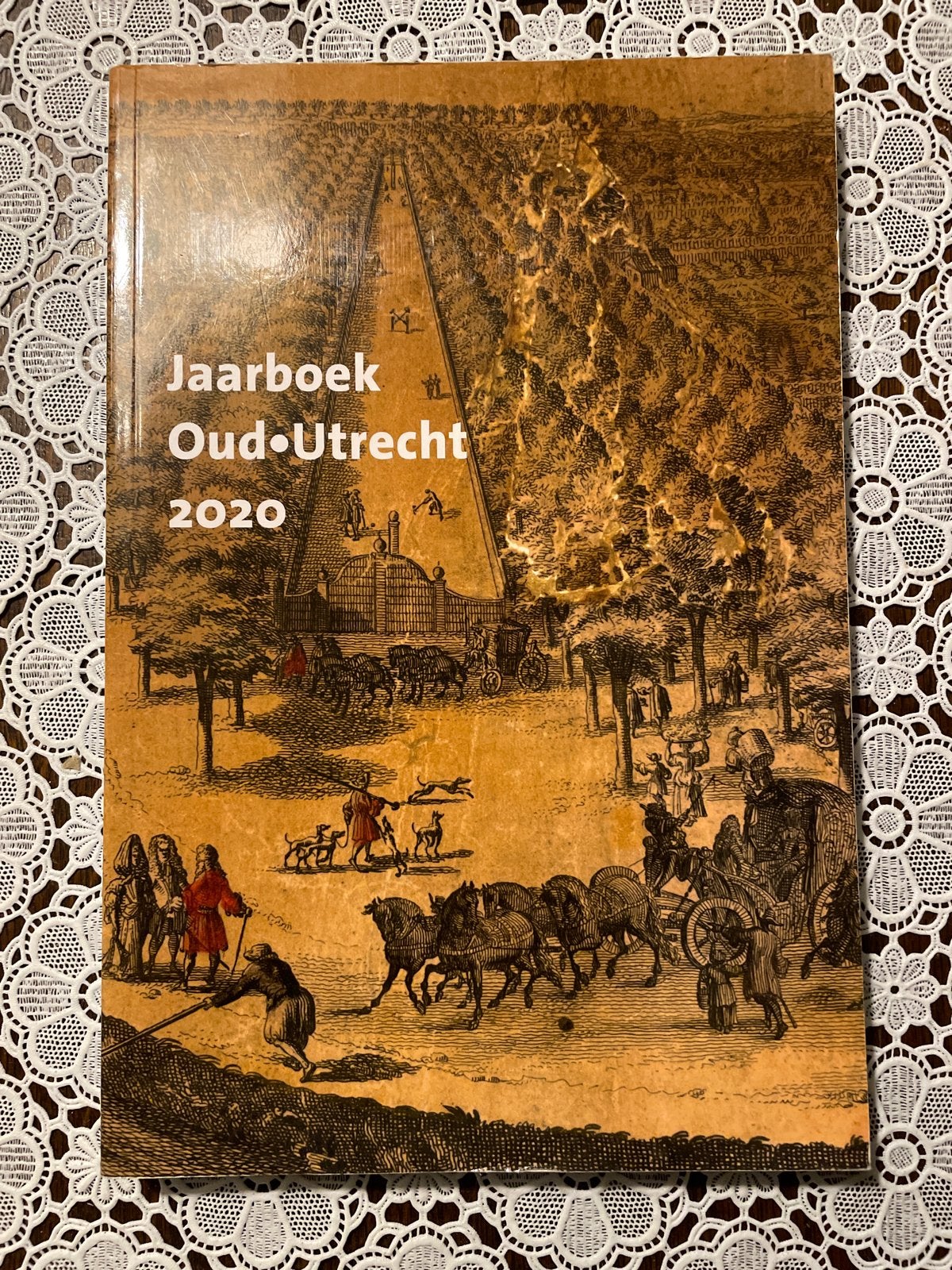 Jaarboek Oud-Utrecht 2020 - Historie van Utrecht, Boeken, Ophalen of Verzenden, 20e eeuw of later, Zo goed als nieuw