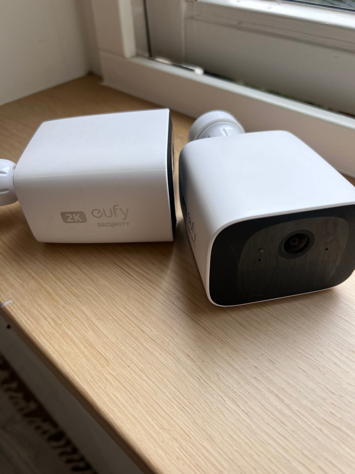 2x Eufy 2k Security Solocam C210, Ophalen, Zo goed als nieuw