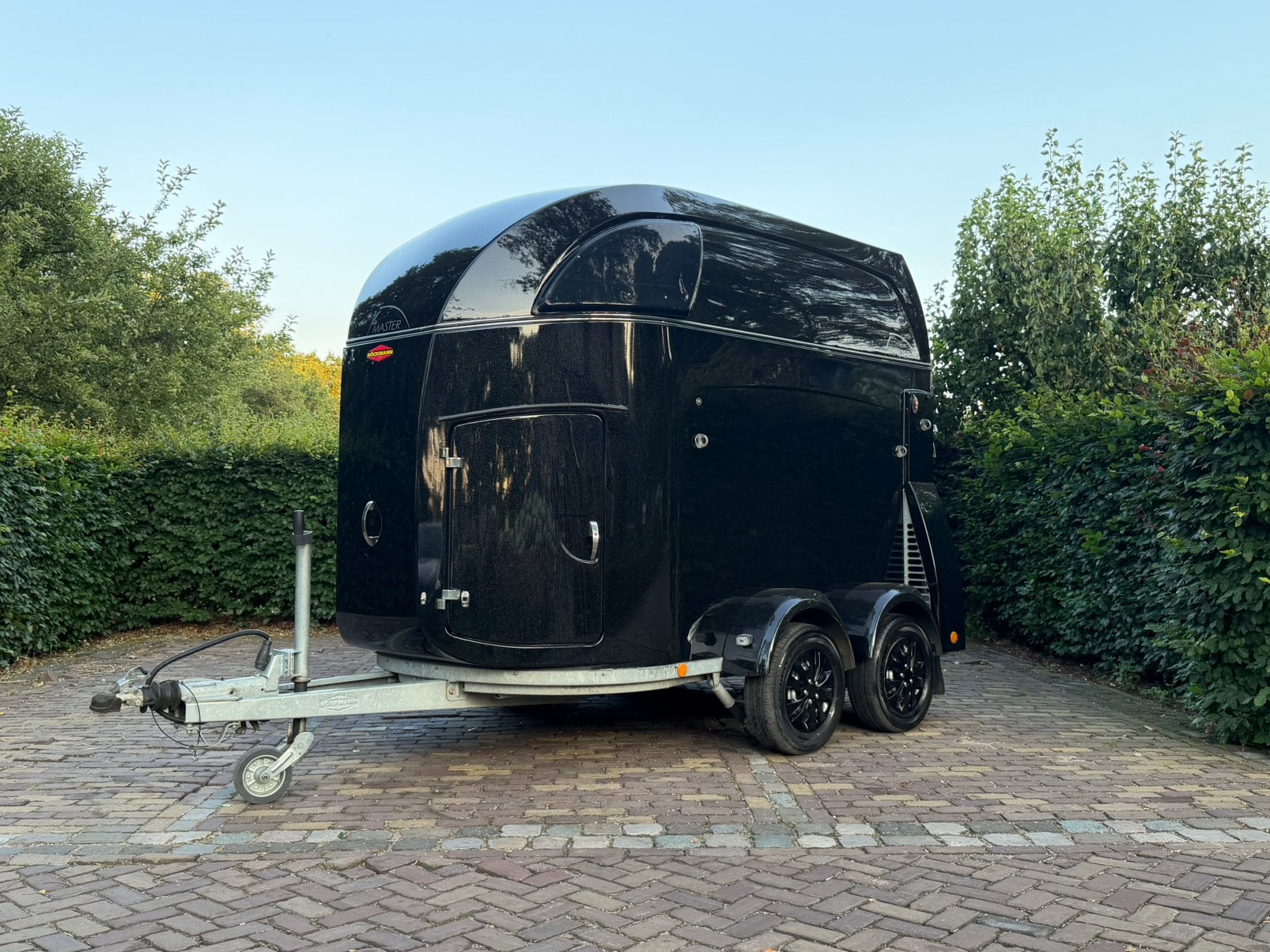 Prachtig mooie Bockmann master zadelkamer en aluminium bodem, Dieren en Toebehoren, Ophalen, Aluminium, Zo goed als nieuw, 2-paards trailer