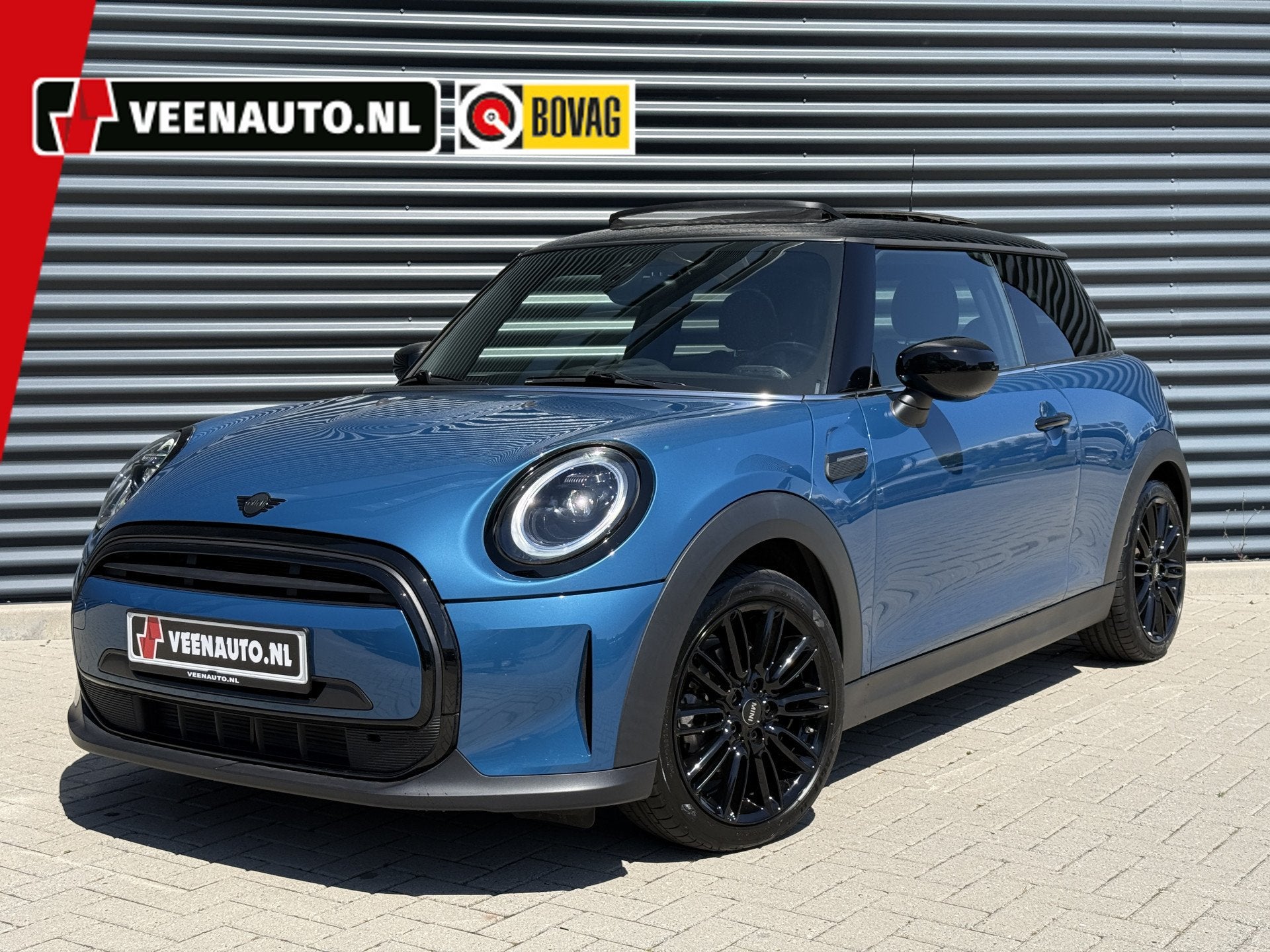 MINI 3-deurs 1.5 Cooper Pano/Leder/Camera (bj 2022), Auto's, Automatische klimaatregeling, 136 pk, Gebruikt, Zwart