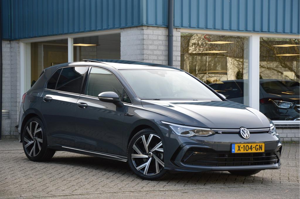 Volkswagen Golf 1.5 eTSI R-Line PANORAMA | H&K | LED | CAMER, Auto's, 4 cilinders, 150 pk, Bedrijf, 1500 kg
