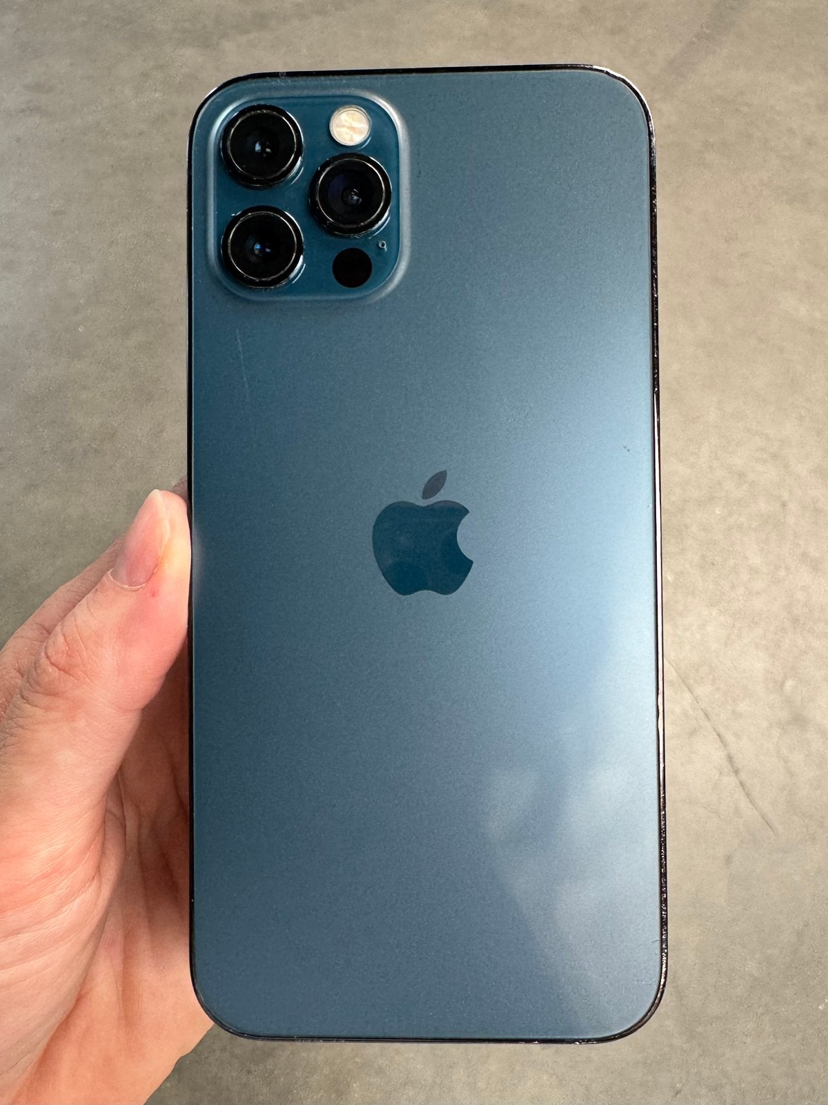 iPhone 12 Pro / 128 GB / 70% batterijconditie, Ophalen, Zo goed als nieuw, 128 GB, IPhone 12 Pro