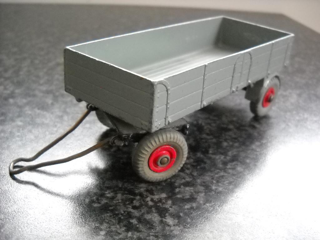 Dinky Toys trailer, Ophalen of Verzenden, Gebruikt, Tractor of Landbouw, Dinky Toys