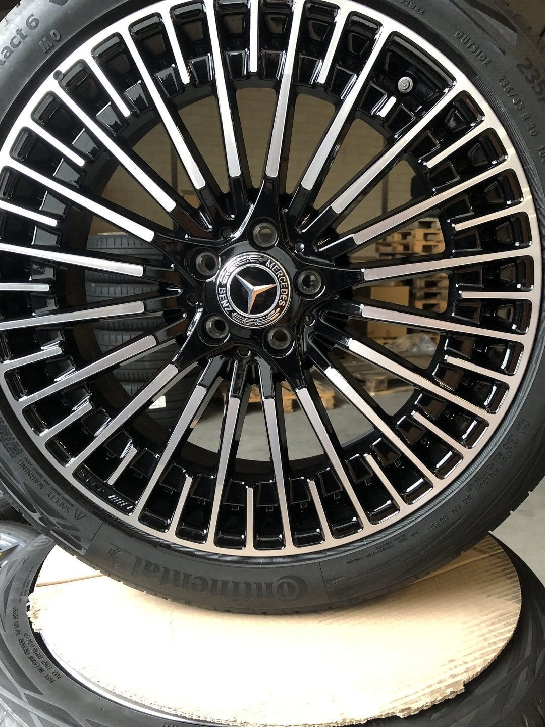 20 inch  mercedes benz EQA h247 EQB x247 amg  a2434010600, Auto-onderdelen, Gebruikt, -, -, Banden en Velgen