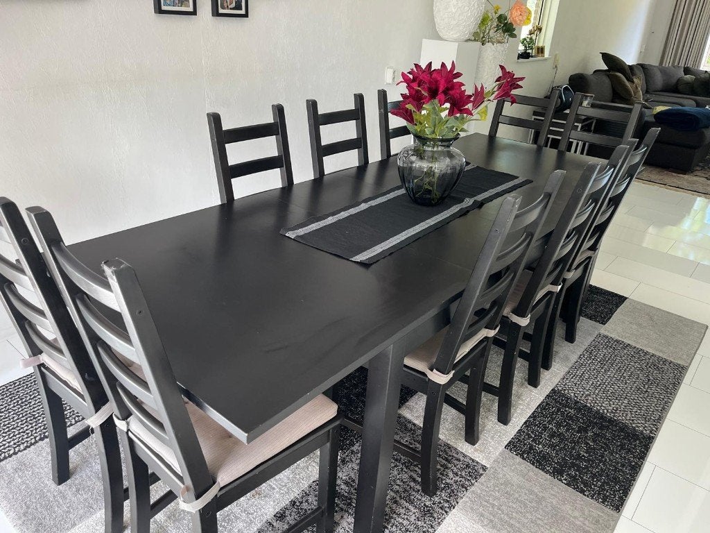 IKEA uitschuifbare eettafel + 10 stoelen – complete set, Ophalen, Gebruikt, Modern, 8 stoelen of meer