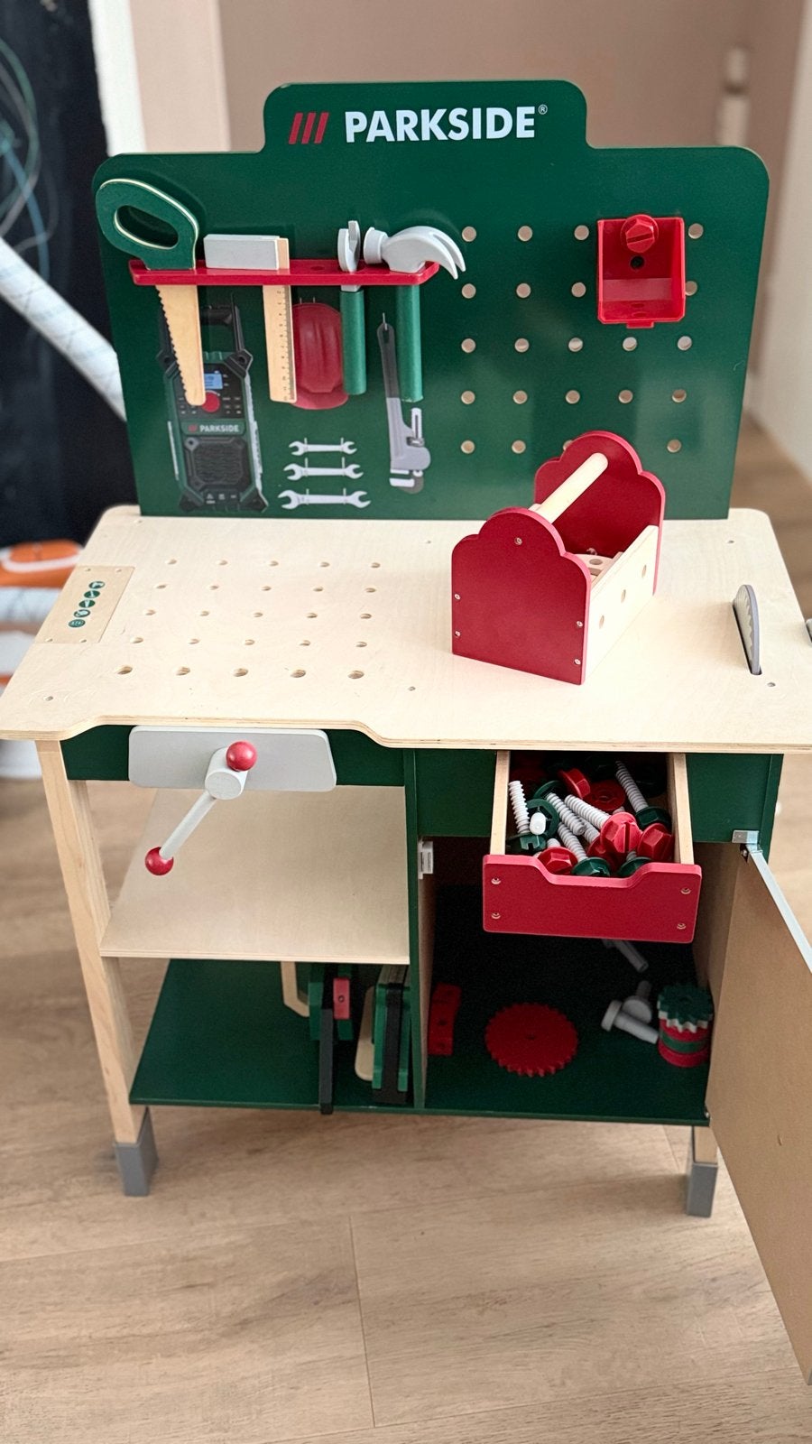 Parkside Houten Werkbank voor Kinderen met Accessoires, Ophalen, Zo goed als nieuw, Meubelstuk of Keukentje
