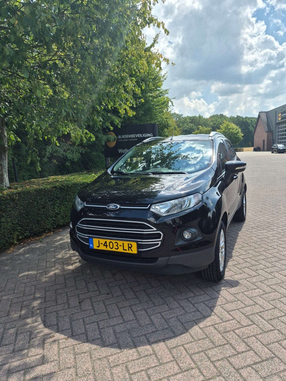 Ford Ecosport 1.0 Ecoboost 92KW 2016 Zwart, Auto's, Voorwielaandrijving, 125 pk, 750 kg, Zwart
