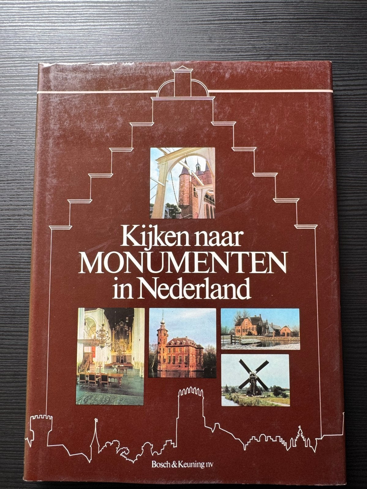 Kijken naar Monumenten in Nederland - Bosch & Keuning, Ophalen of Verzenden, 20e eeuw of later, Gelezen