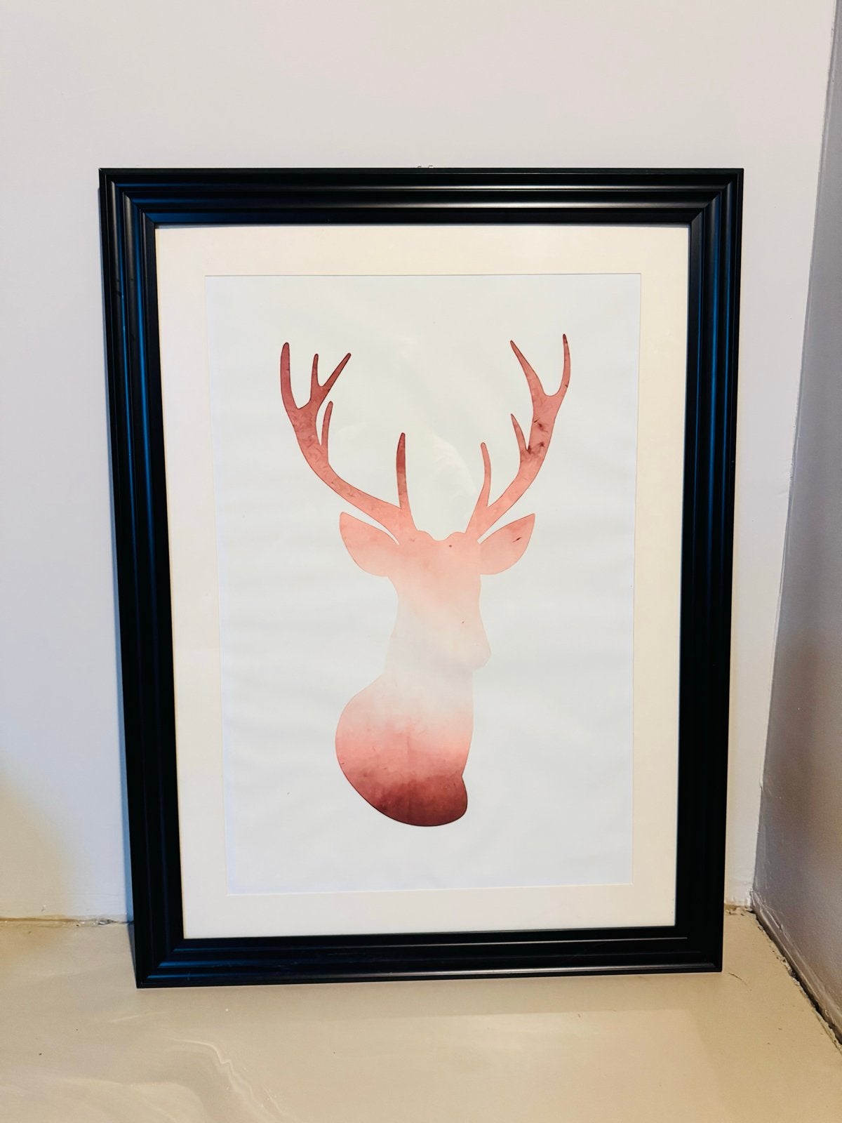 Hertenkop print in lijst - rood/roze tinten, Ophalen of Verzenden, Zo goed als nieuw, Print