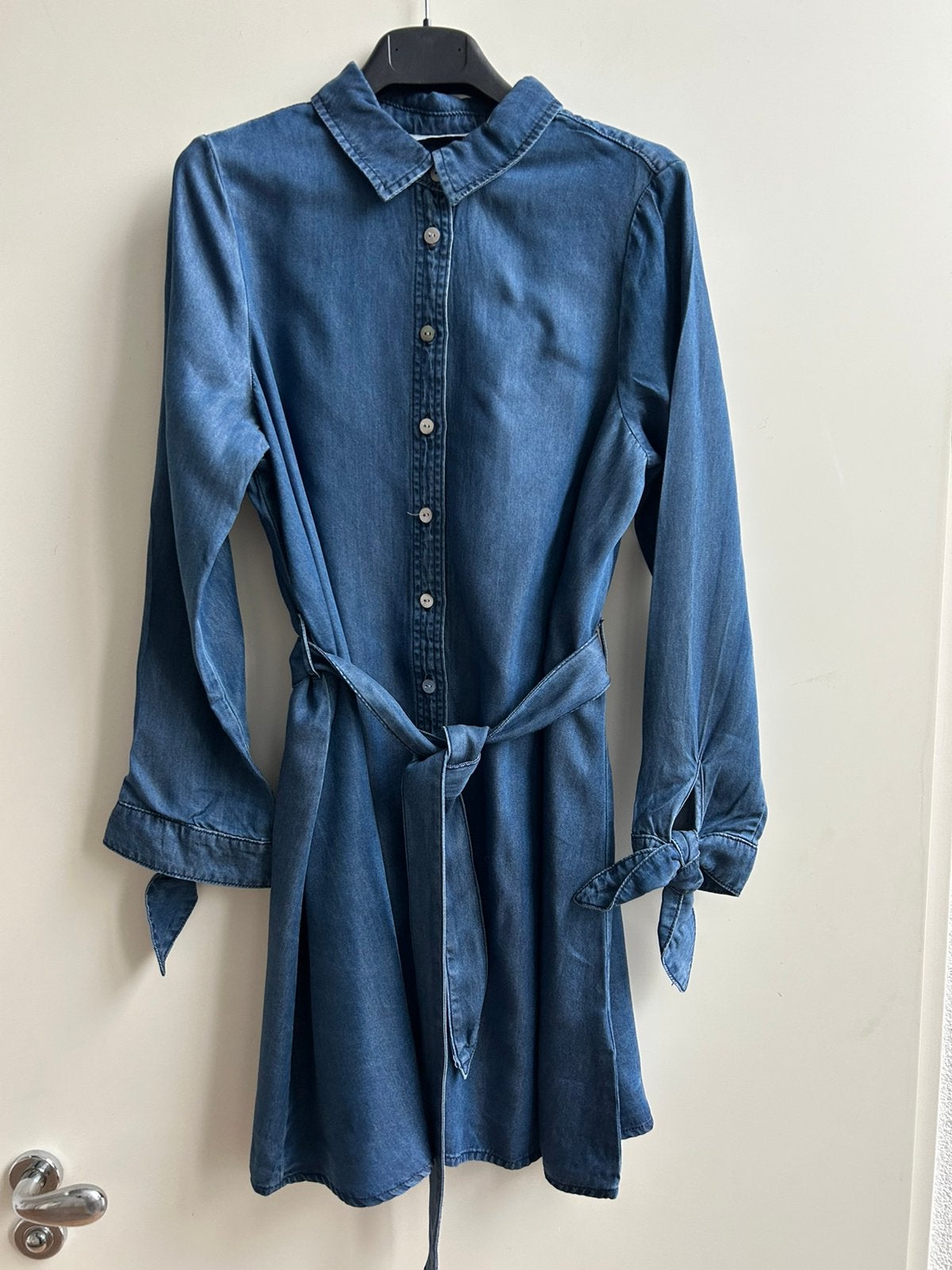 ORAIJE lyocell jeansjurk met los strikceintuur mt M, Kleding | Dames, Jurken, Maat 38/40 (M), -, Parijs, Nieuw