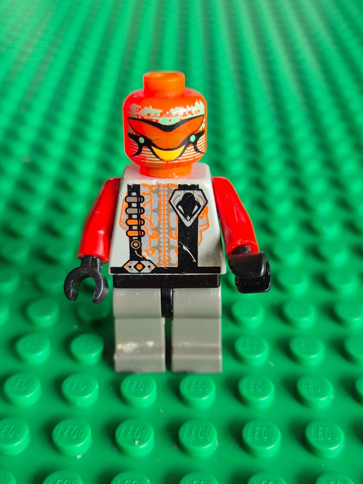 LEGO Minifiguur: Insectoids Oranje Cyborg met Cobra-embleem, Ophalen of Verzenden, Gebruikt, Minifiguur, Lego