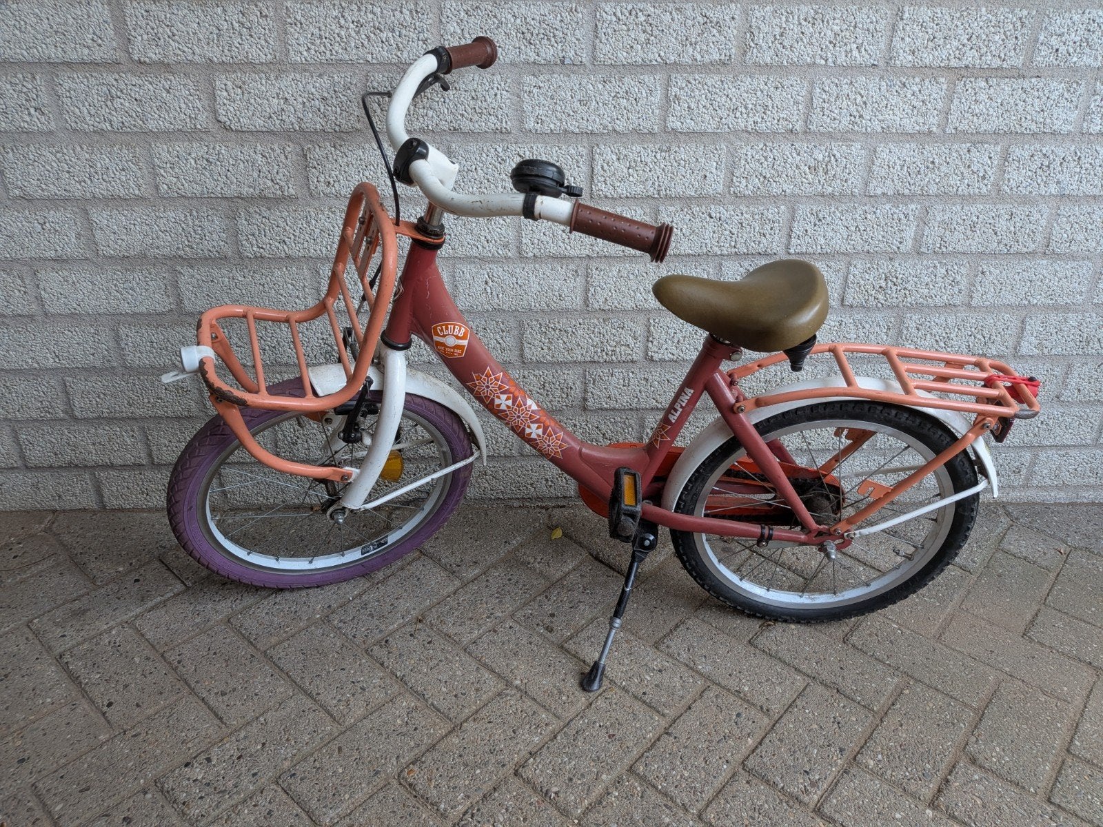 Alpina kinderfiets 18 inch met werkende verlichting 4-8 jaar, Ophalen, Gebruikt, Alpina, Terugtraprem