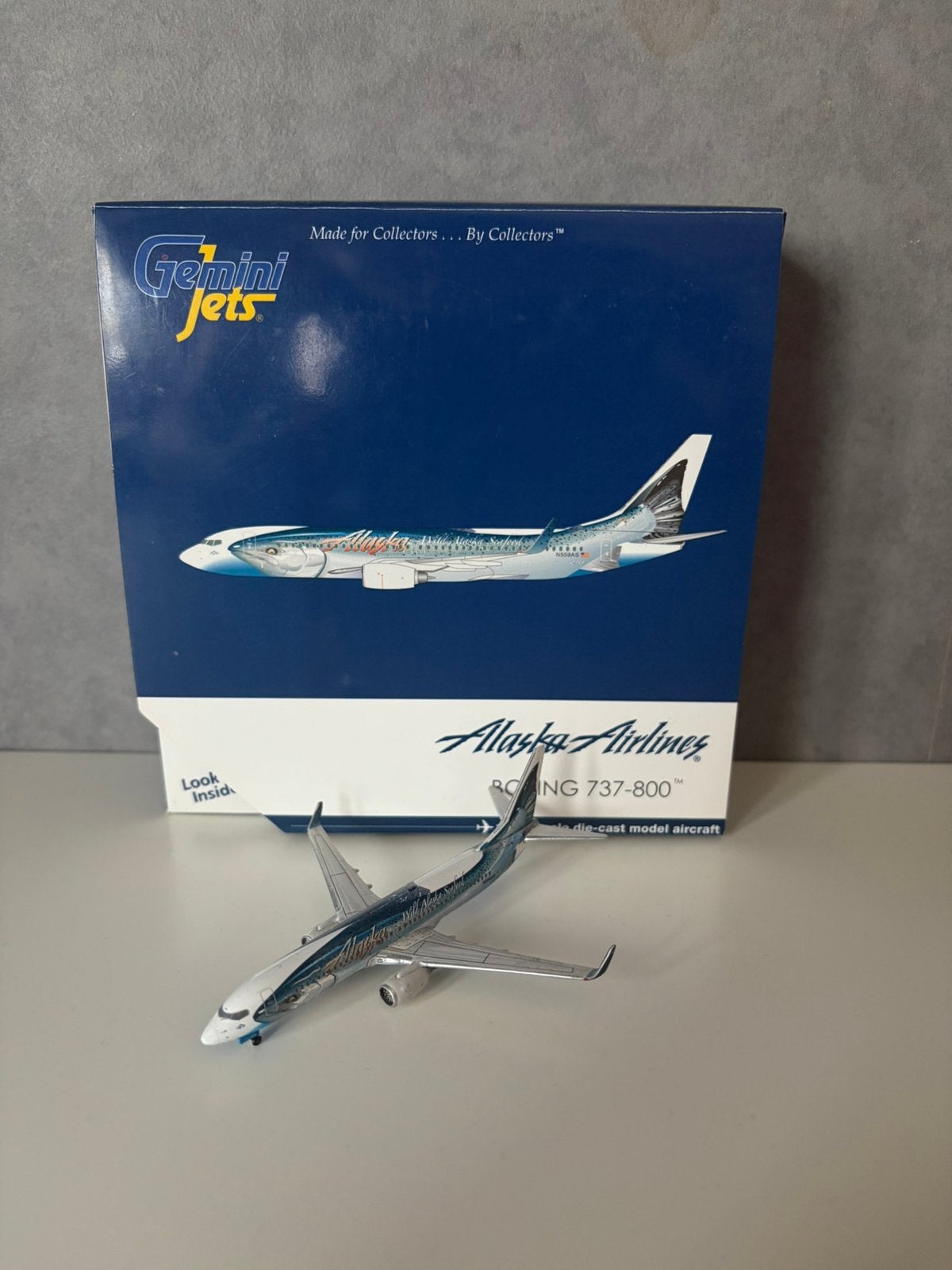 GeminiJets 1:400 Alaska Boeing 737-800 "Salmon" – GJASA1238, Ophalen of Verzenden, Zo goed als nieuw, Schaalmodel