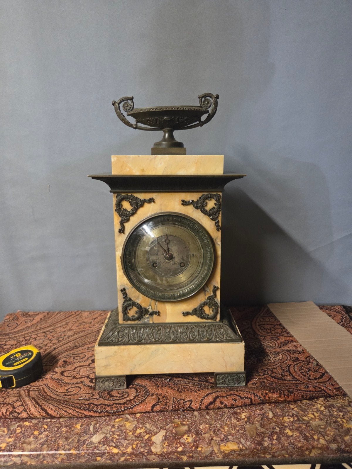 Antieke pendule van marmer en brons, Antiek en Kunst, Ophalen