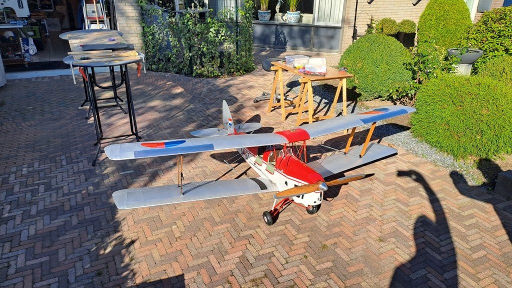 Nieuwe heel gedetailleerde Tiger Moth van Toni Clark, Ophalen, Nieuw, Benzine