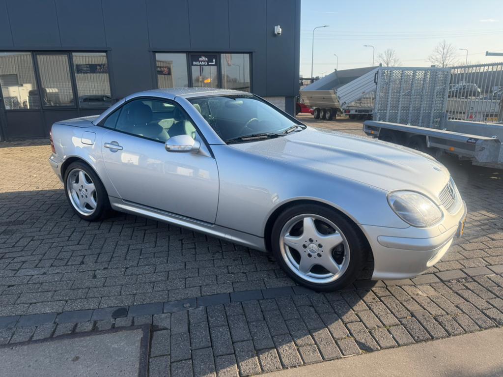 Bij Impex Mercedes-Benz SLK 3.2 Slk320 Roadster 2000 Grijs, 1305 kg, Euro 5, Achterwielaandrijving, Zwart