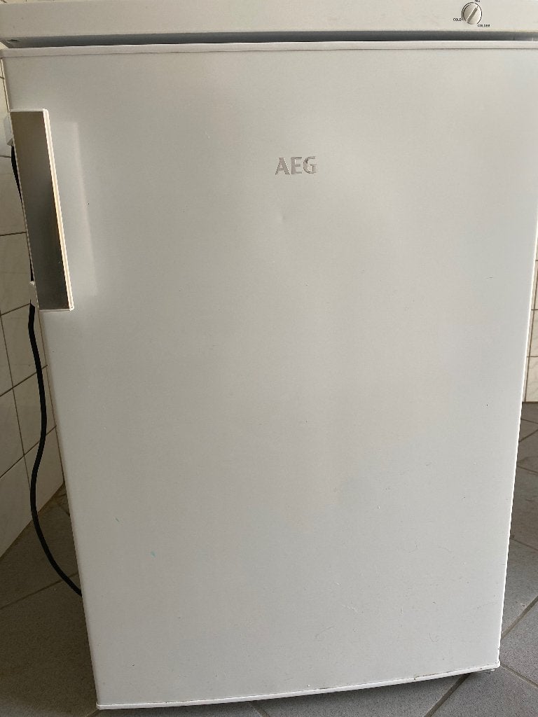 Diepvriezer AEG, Witgoed en Apparatuur, Vriezers en Diepvrieskisten, Minder dan 85 cm, Minder dan 60 cm, Zo goed als nieuw, Vrijstaand
