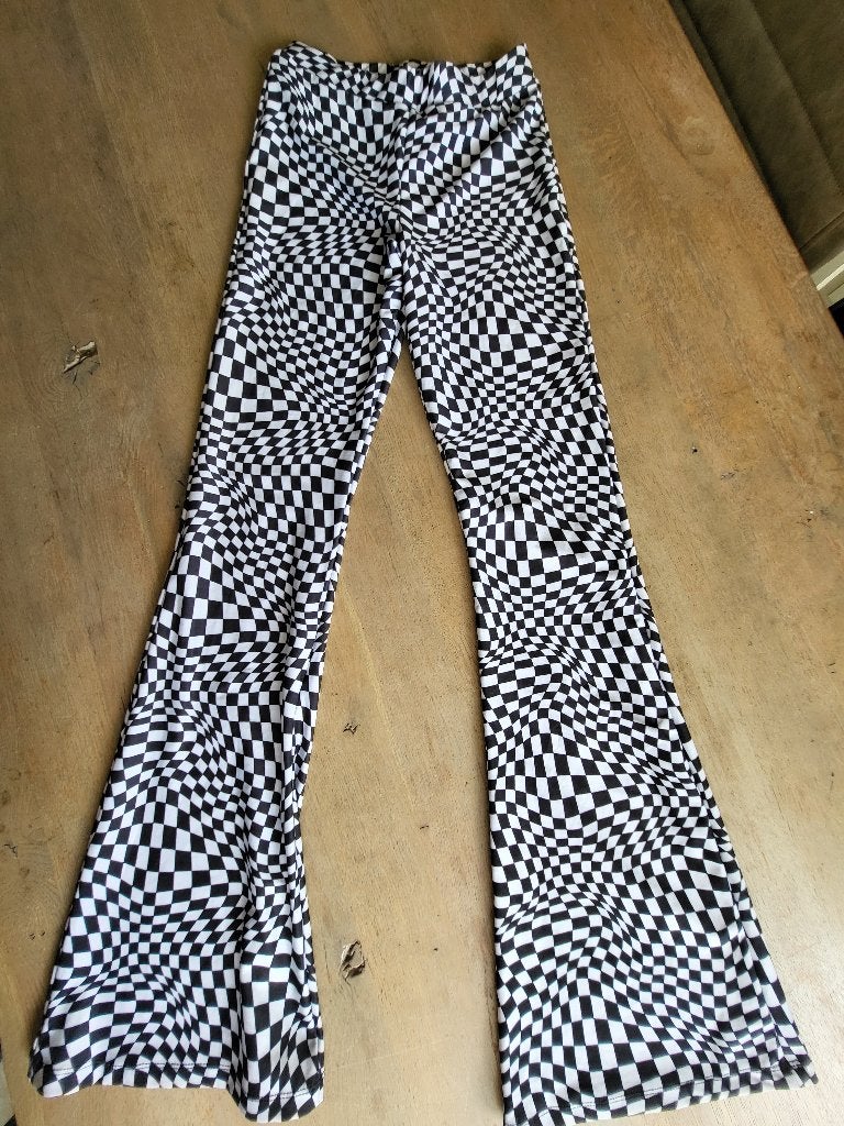FB Sister Zwart-wit geblokte flared broek XS zgan!, Kleding | Dames, Zwart, Ophalen of Verzenden, Zo goed als nieuw, Maat 34 (XS) of kleiner