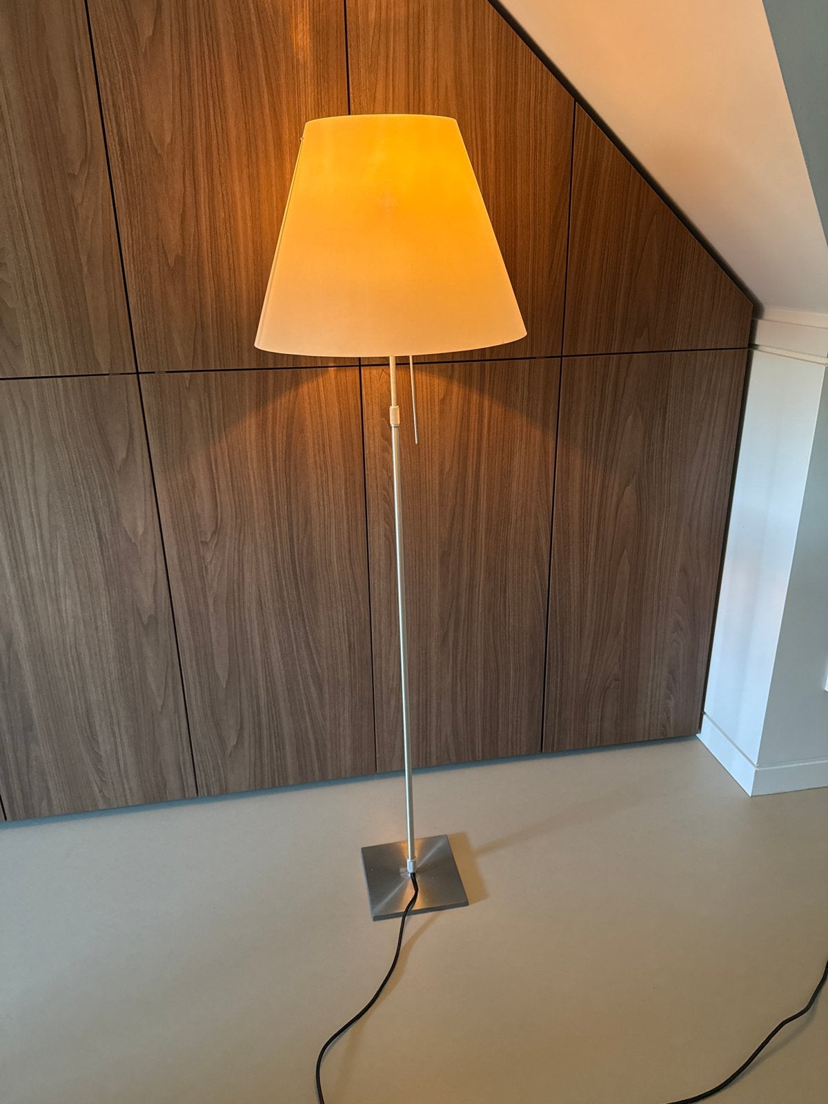 Luceplan Costanza staande lamp wit dimbaar, Gebruikt, Metaal, 150 tot 200 cm, E27 (groot)