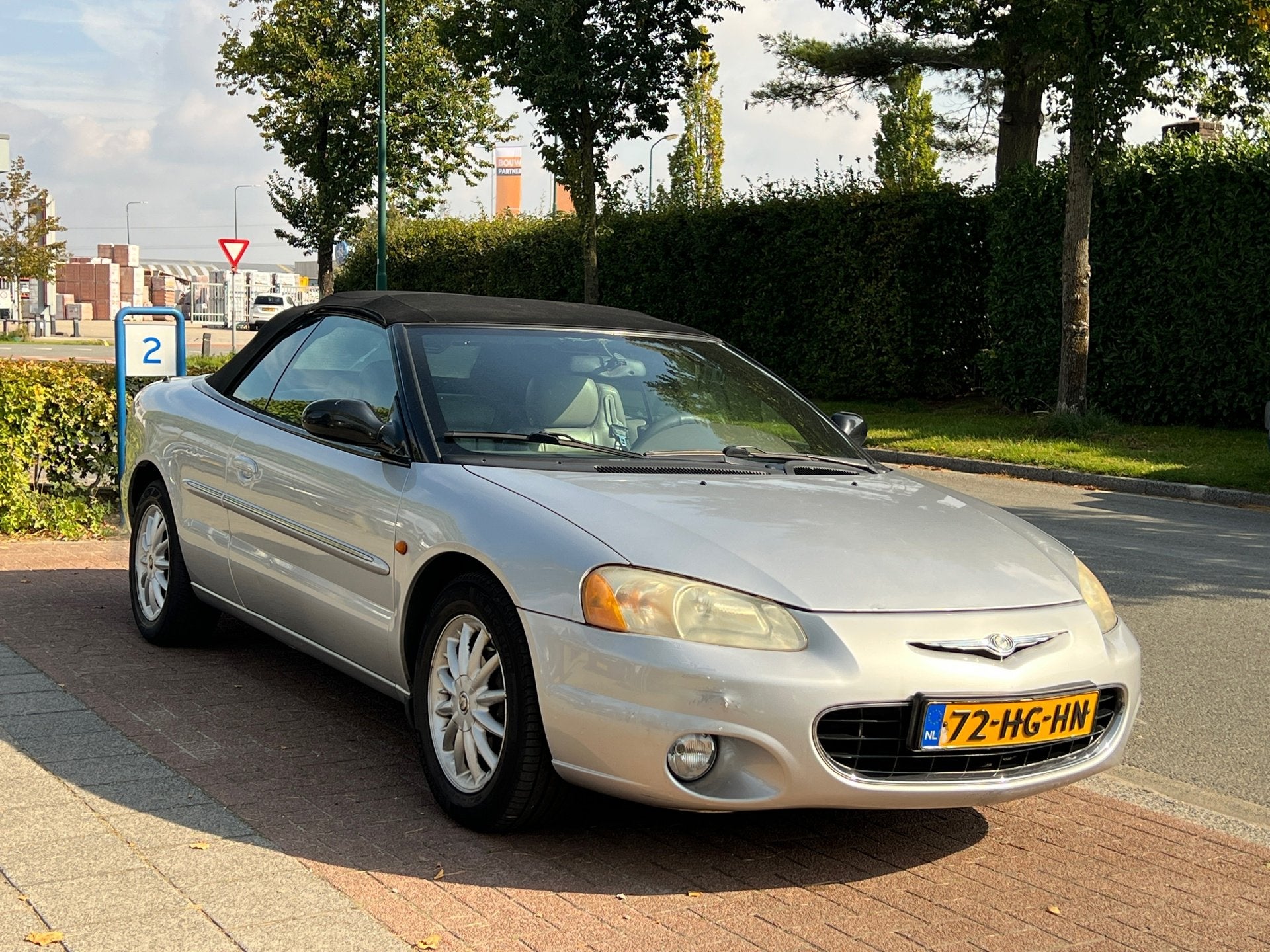 Chrysler Sebring 2.7i-V6 24V LX Convertible *APK 8-2027 * Ri, Auto's, 450 kg, Gebruikt, Cabriolet, 4 stoelen