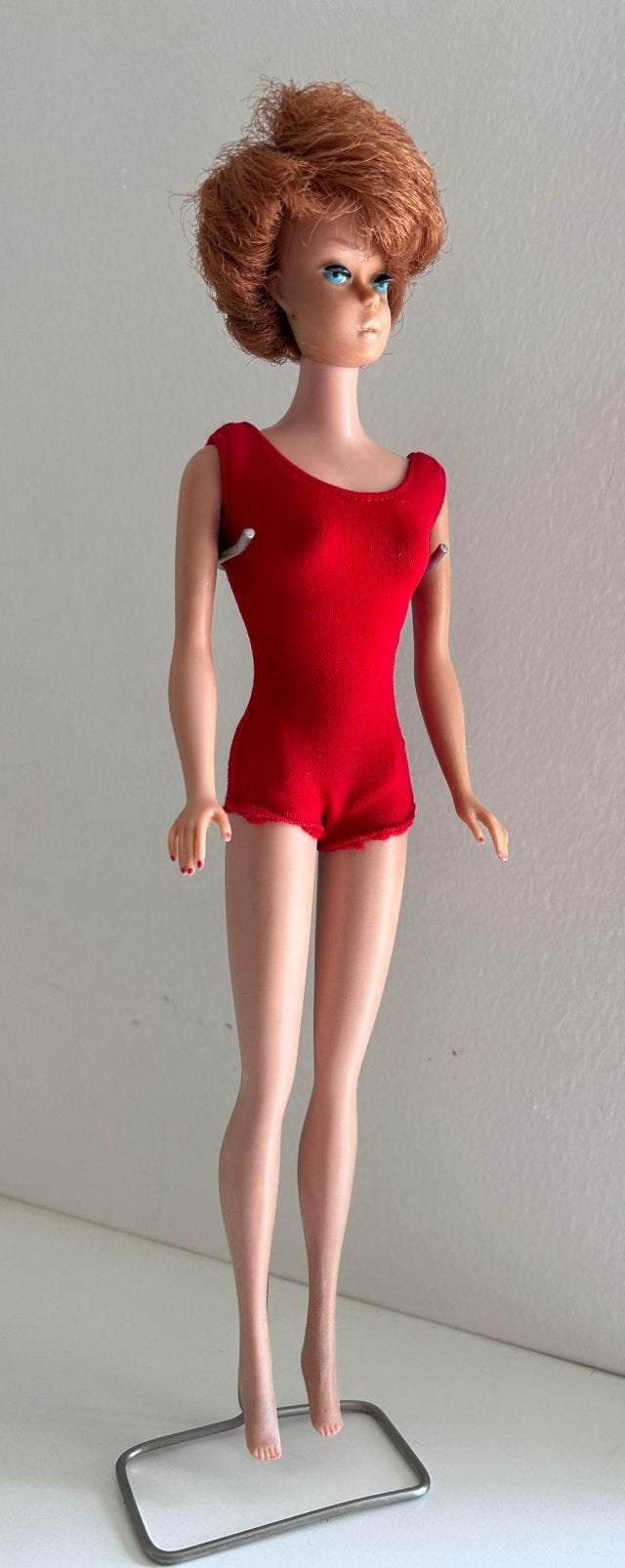 Vintage Bubble Cut Barbie -rood/titaan -zonder of met badpak, Verzamelen, Ophalen of Verzenden, Gebruikt, Pop