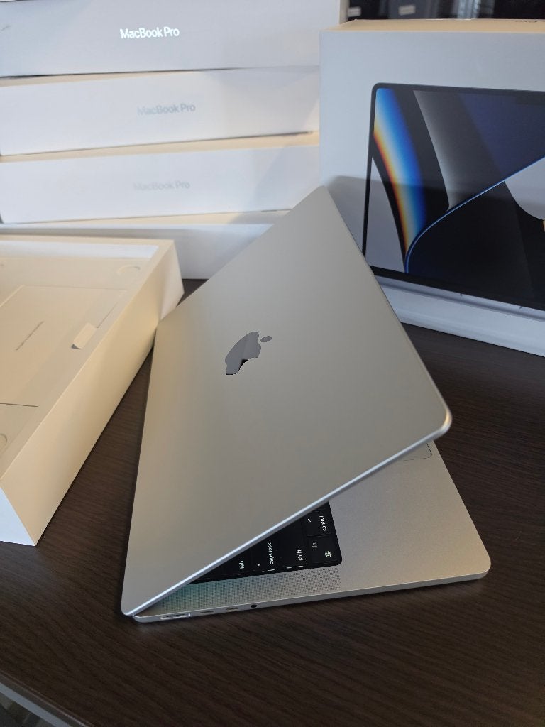 Demo in doos! MacBook Pro 14 - M1 Pro - 16GB - 512GB - Gar.., Computers en Software, Apple Macbooks, MacBook Pro, Qwerty, Overige groottes