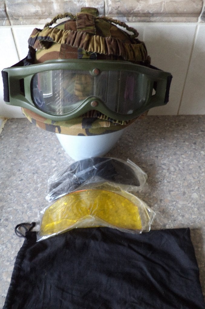 M95 helm koninklijke landmacht balistische bril, Verzamelen, Ophalen of Verzenden, Landmacht, Nederland, Helm of Baret
