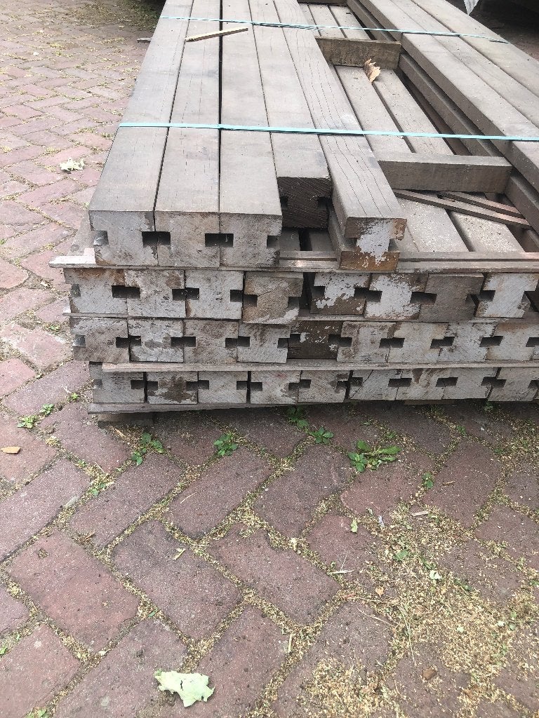 Vlonder liggers gleufpalen massaranduba tuinpalen