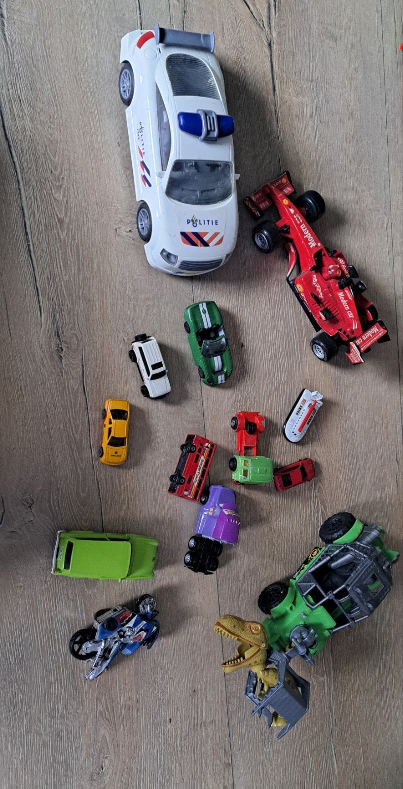 Diverse speelgoedvoertuigen en figuren, Ophalen of Verzenden, Gebruikt