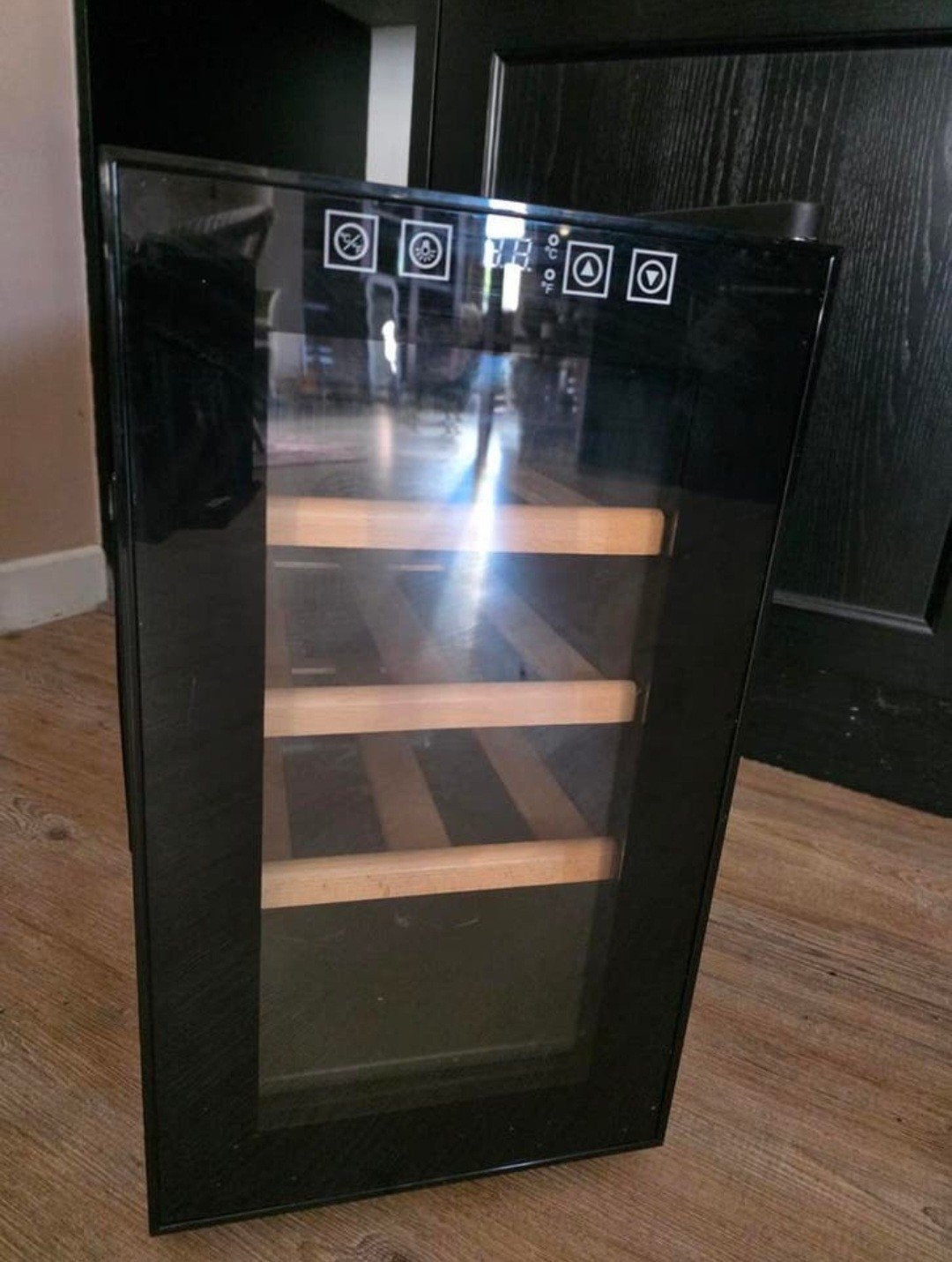 Compacte Wijnkoelkast - 25L - Zwart met Houten Rekken, Ophalen of Verzenden, Minder dan 75 liter, Zonder vriesvak, Gebruikt