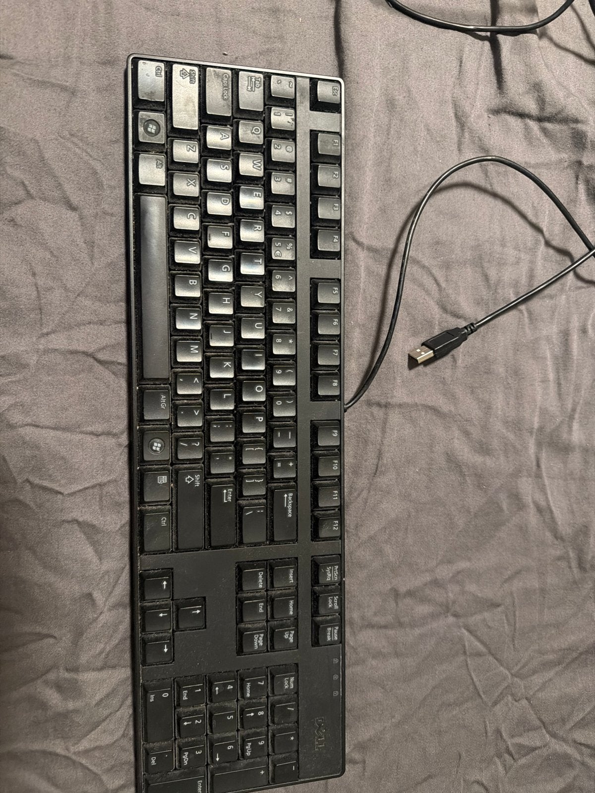 Dell KB1421 Bedraad Toetsenbord Qwerty Zwart, Gebruikt, Ophalen of Verzenden, Qwerty, Numeriek gedeelte