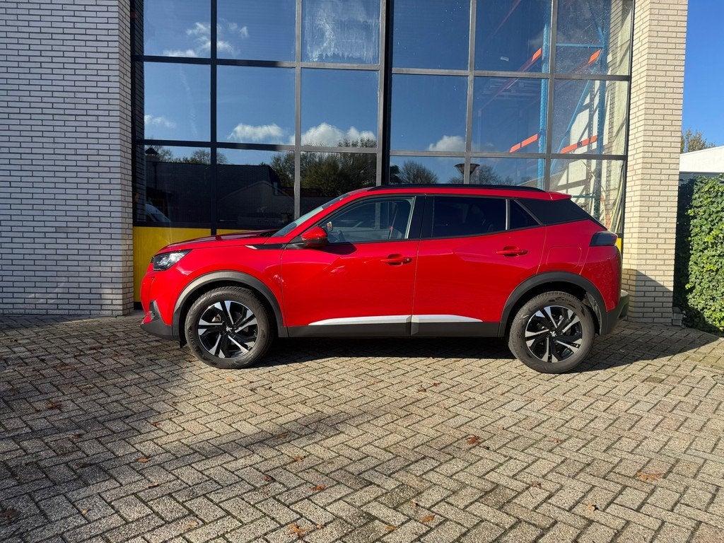 Peugeot 2008 4 seizoenen banden, Camera, Full led verlichtin, Auto's, Peugeot, 101 pk, Gebruikt, 1199 cc, Leder en Stof