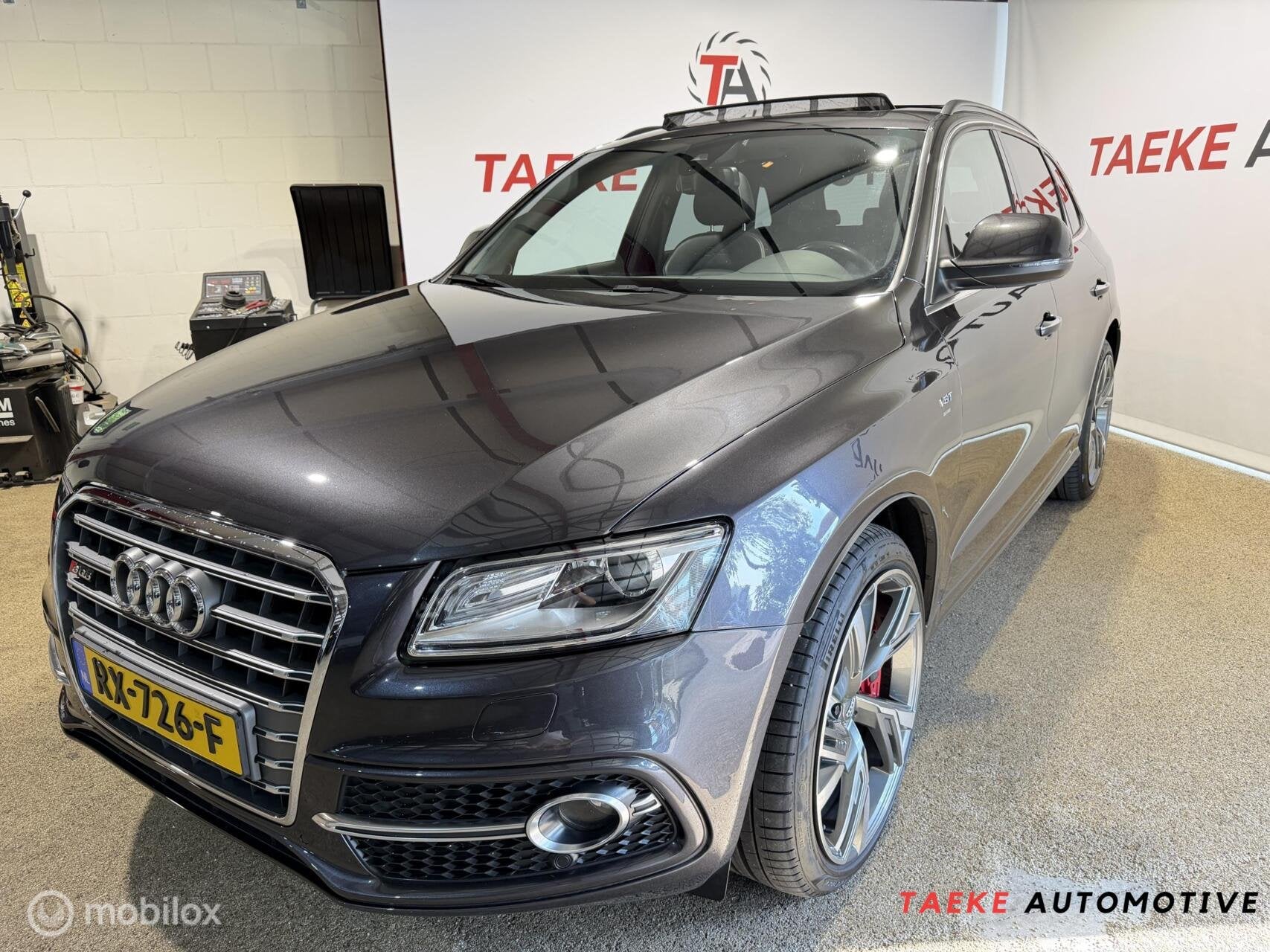 Audi SQ5 3.0 TDI SQ5 quattro Pro Line Goed onderhouden, Auto's, Automaat, Euro 5, 15 km/l, Gebruikt