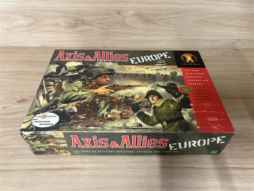 Axis en Allies europe Avalon hill [3352], Hobby en Vrije tijd, Verzenden, Zo goed als nieuw
