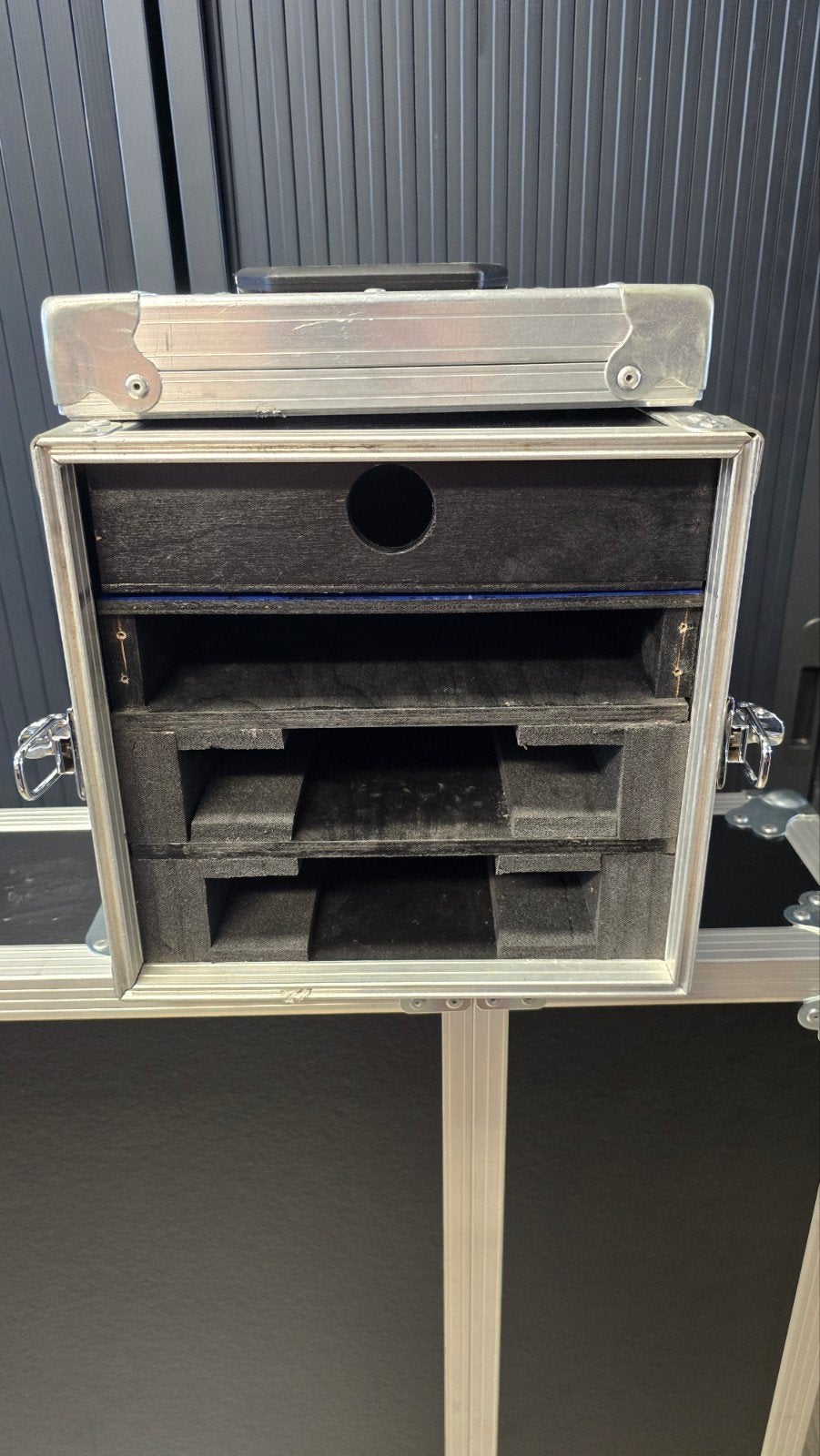 Microfoon flightcase, Ophalen of Verzenden, Zo goed als nieuw, Flightcase