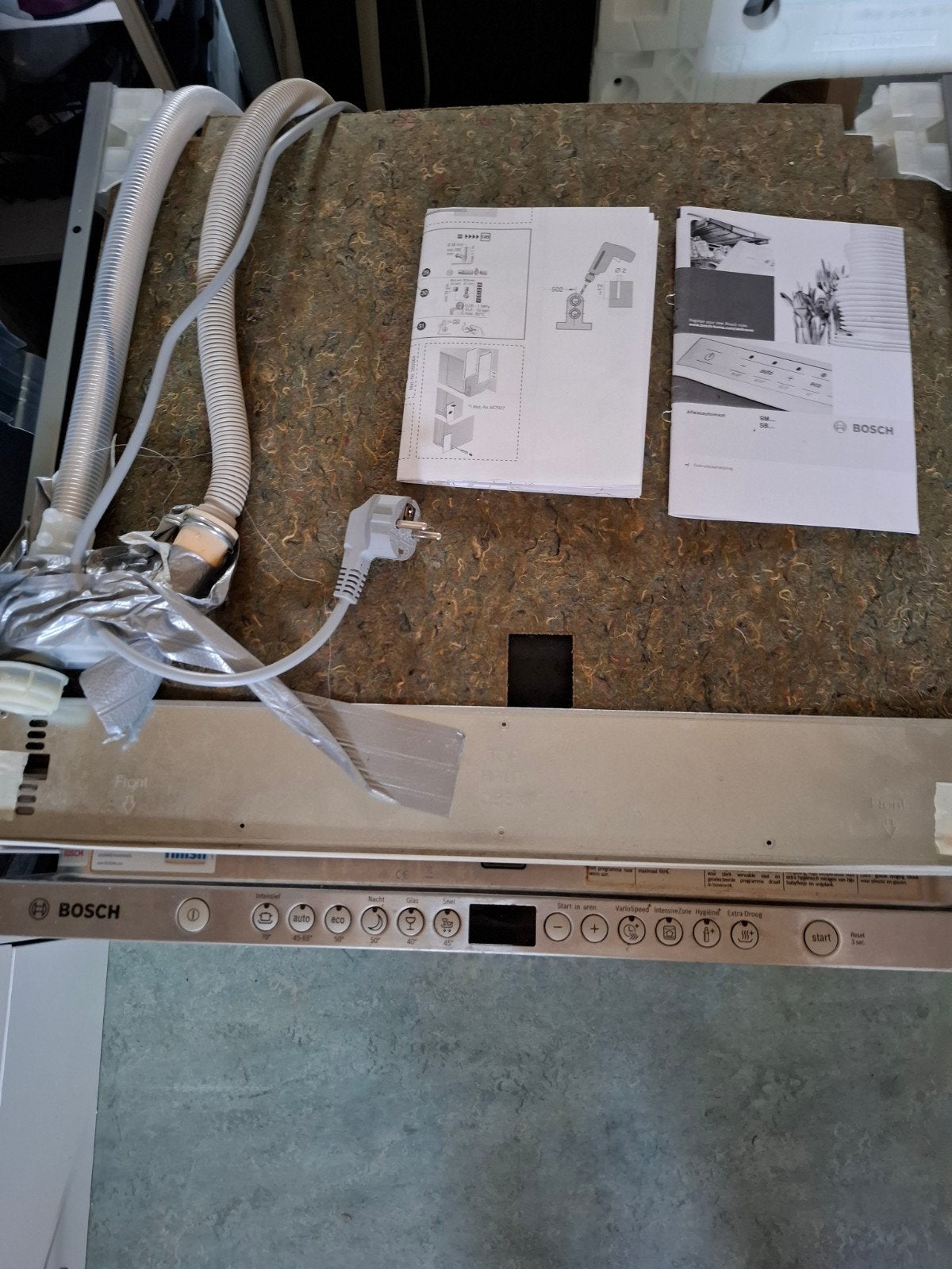 Bosch vaatwasser SNV93M6 defect - voor reparatie/onderdelen, Witgoed en Apparatuur, Minder dan 85 cm, 60 cm of meer, Ophalen of Verzenden
