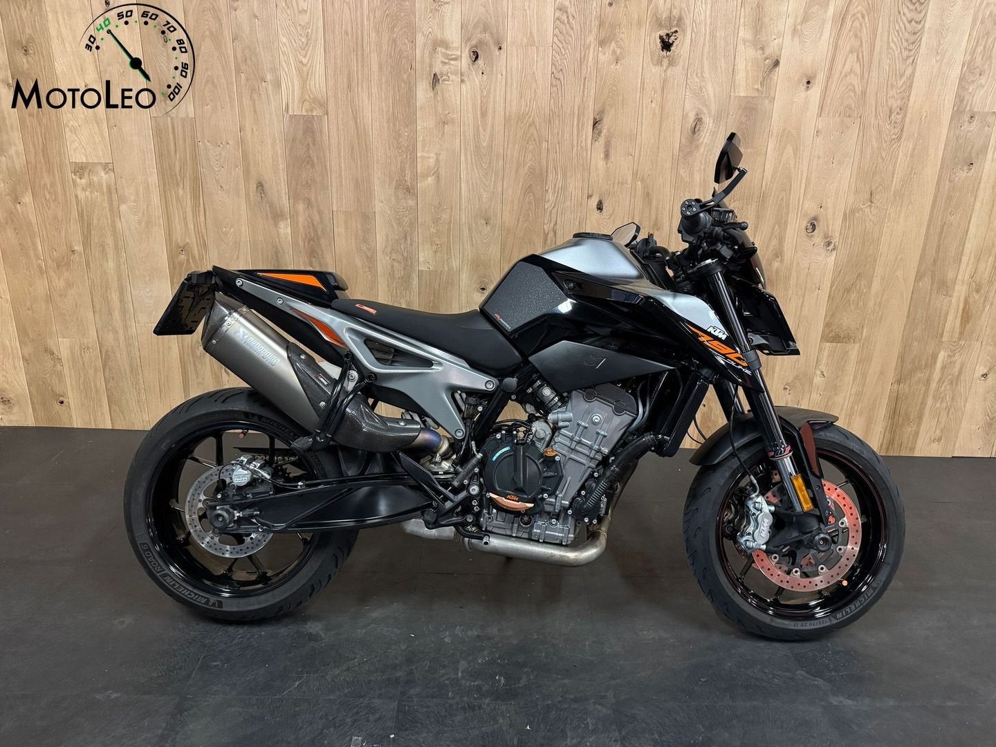 KTM 790 DUKE *AKRAPOVIC* (bj 2019), 2 cilinders, KTM, Motorrijbewijs A, Bedrijf