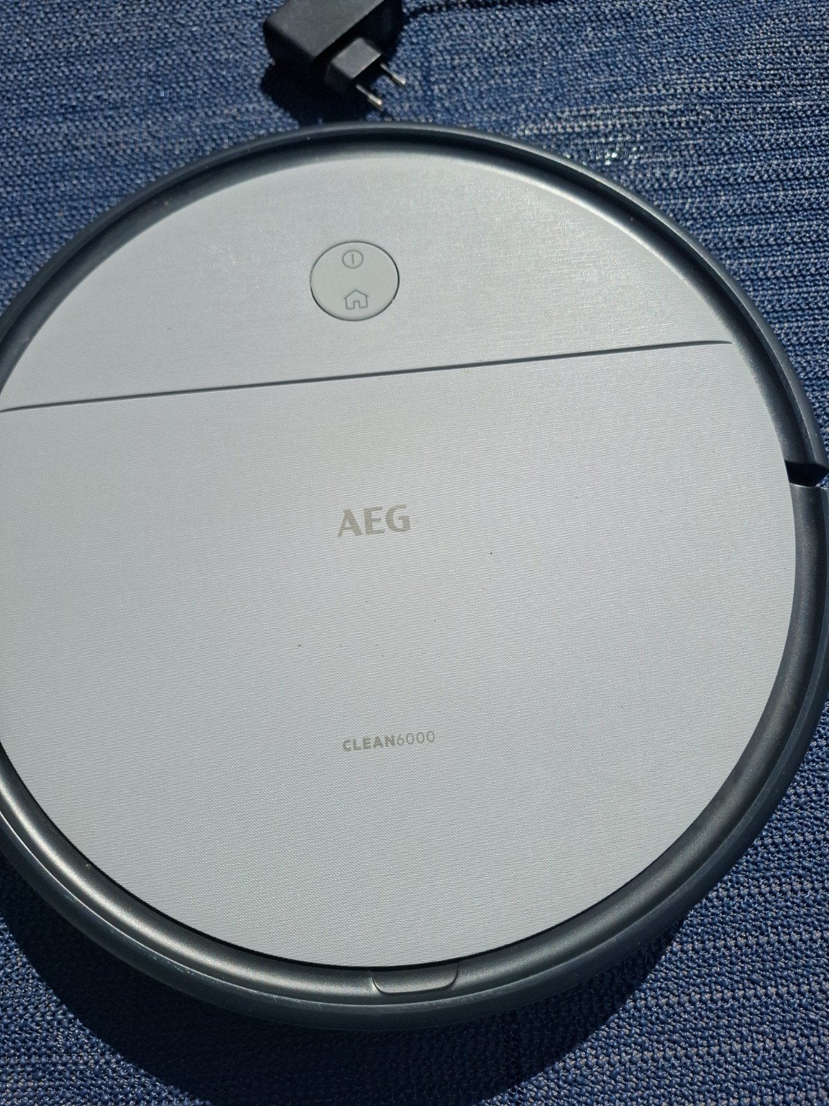 AEG CLEAN6000 Robotstofzuiger met Oplaadstation, Ophalen, Gebruikt, Oplaadstation, Robotstofzuiger