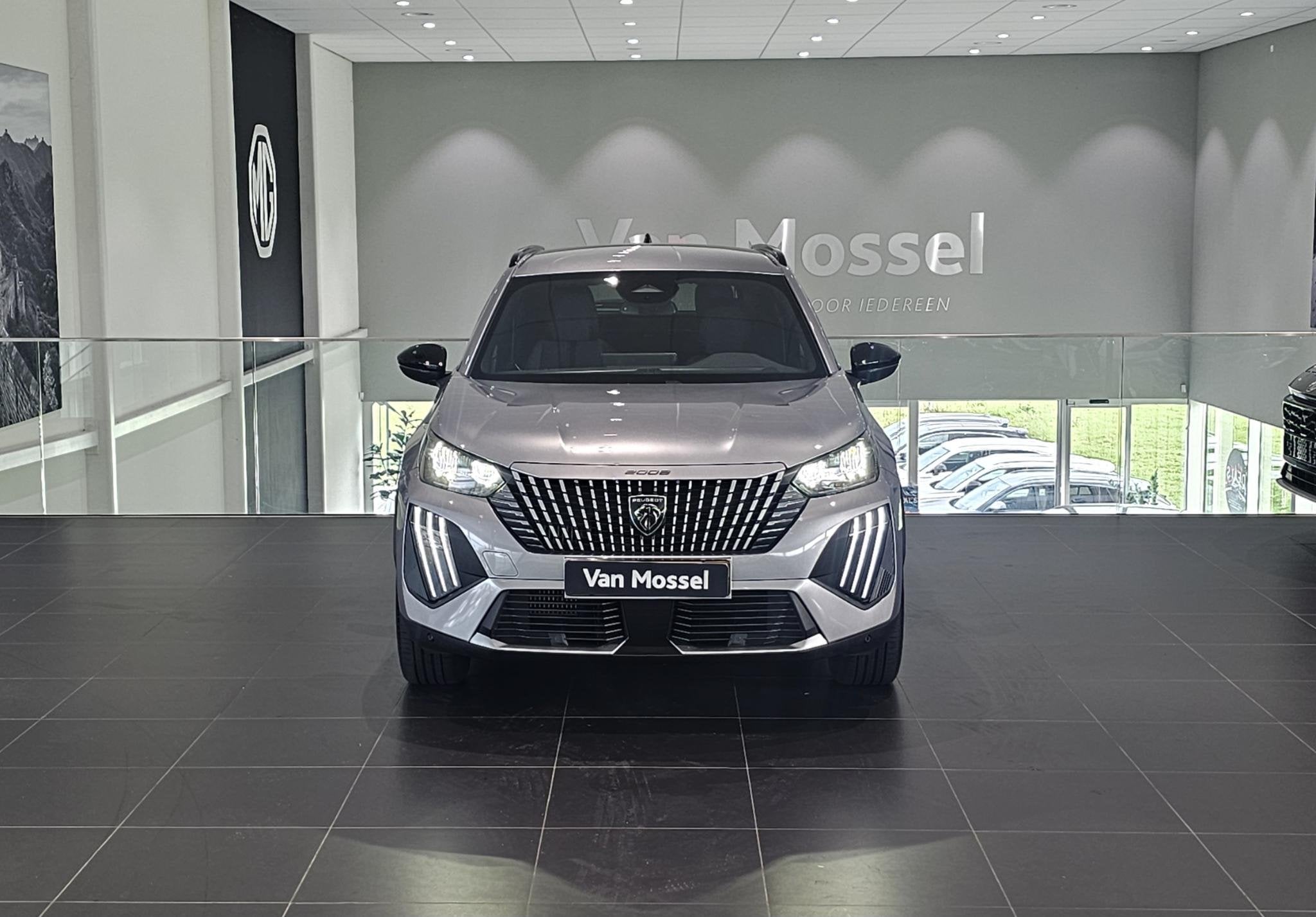 Peugeot 2008 1.2 PureTech 100 Allure | Navigatie | Climate c, Auto's, 12 maanden, Euro 6, 1199 cc, Leder en Stof
